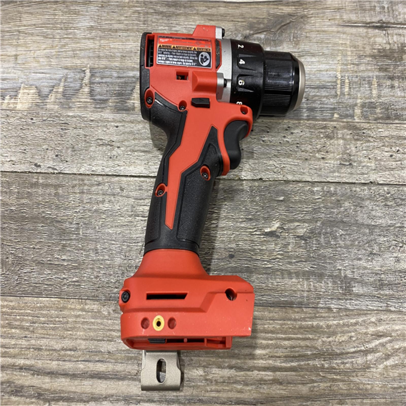 AS-IS Milwaukee 18V Lithium-Ion Brushless Cordless 1/2 in. Compact Drill/Driver Kit