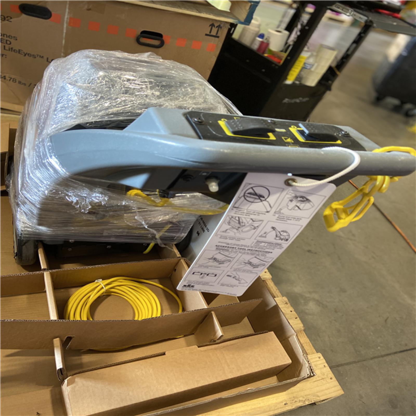 DALLAS LOCATION - Kärcher Commercial Carpet Extractor 15 - Cadet 7 - Compact Walk Behind Carpet Cleaner Machine - 7 Gallon Tank -Deep Cleans Carpet  No Hose Design