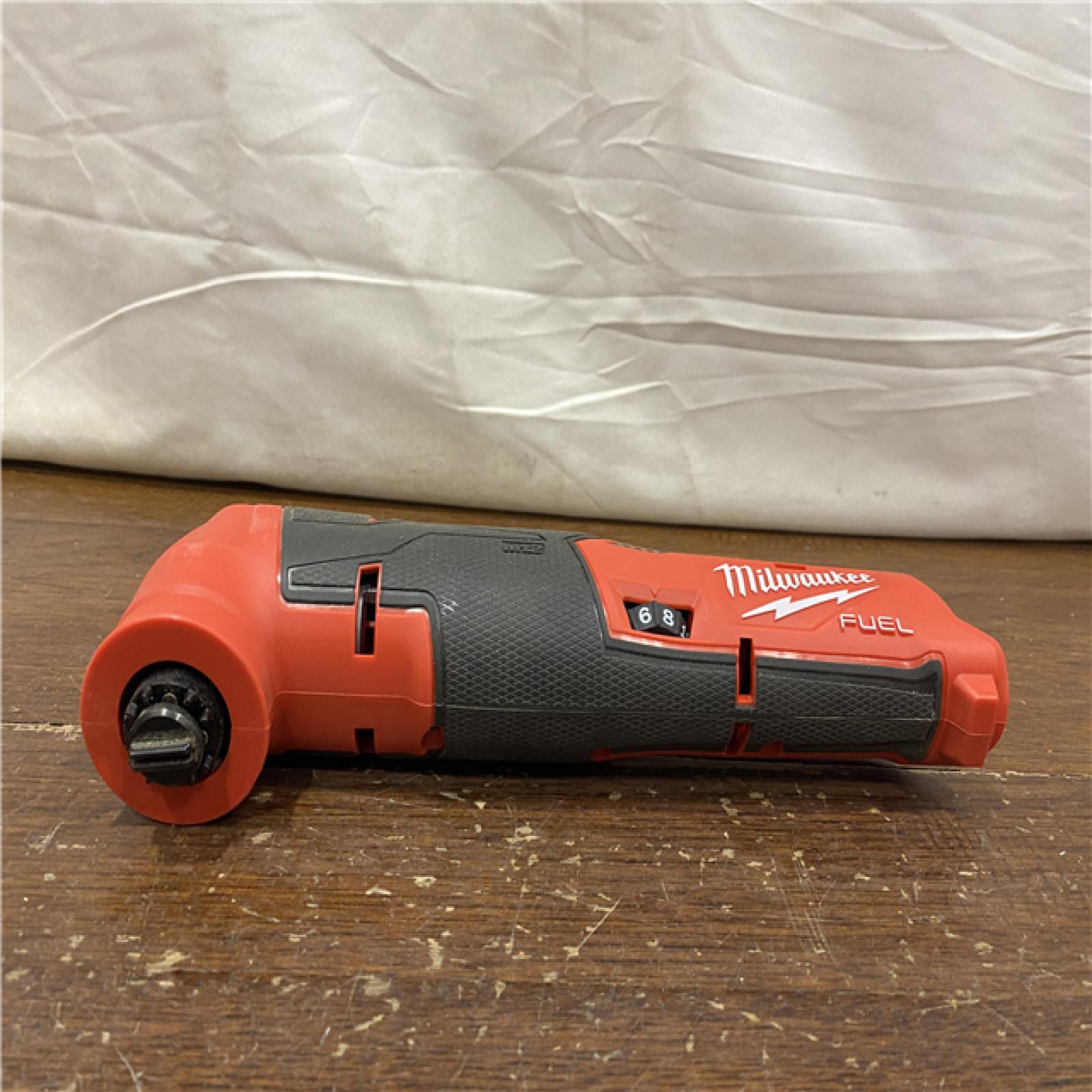 AS-IS Milwaukee M12 12V Lithium-Ion Cordless Oscillating Multi-Tool 2526-20 (Tool-Only)