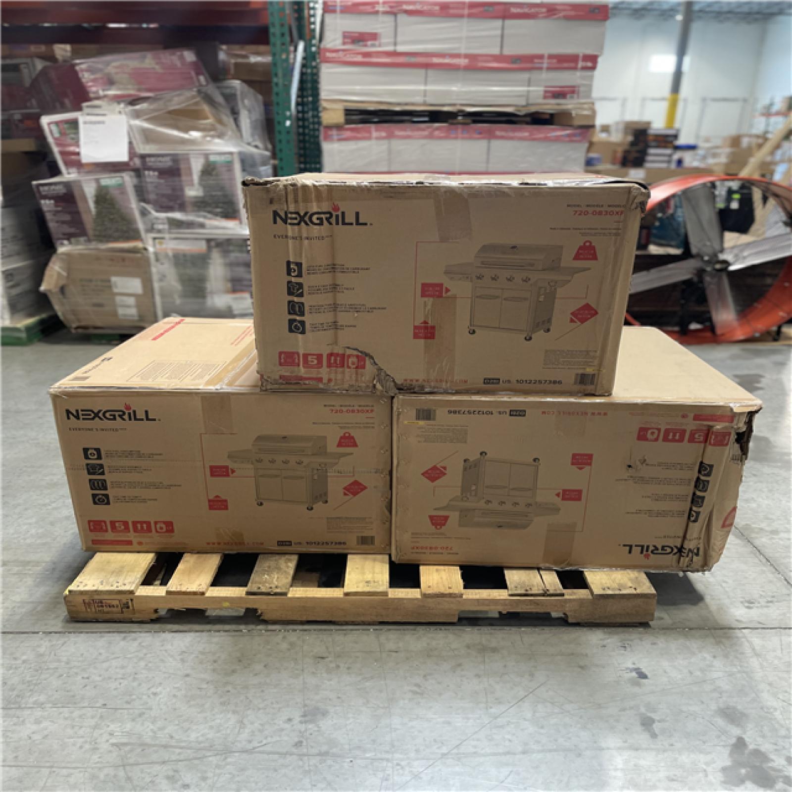 DALLAS LOCATION- 4 Burner Stainless Steel Propane Gas Grill PALLET (3 UNITS)