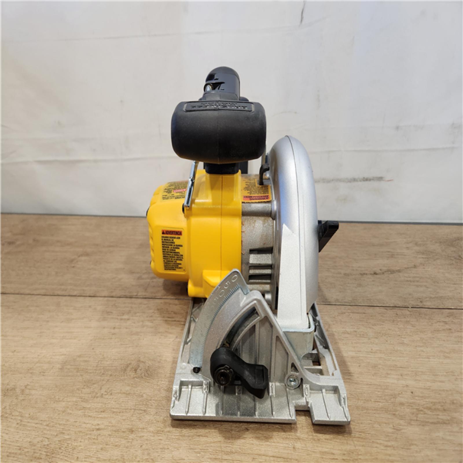 AS-IS- DeWALT 20V Max Brushless 6.5   Cordless Circular Saw