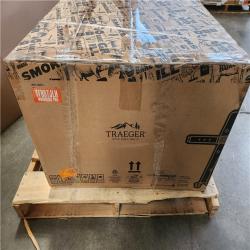 Phoenix NEW Traeger Woodridge Pro Wi-Fi Pellet Grill and Smoker in Black