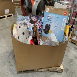 DALLAS LOCATION- NEW! BULLSEYE MIXED CLOTHING PALLET (300 UNITS)