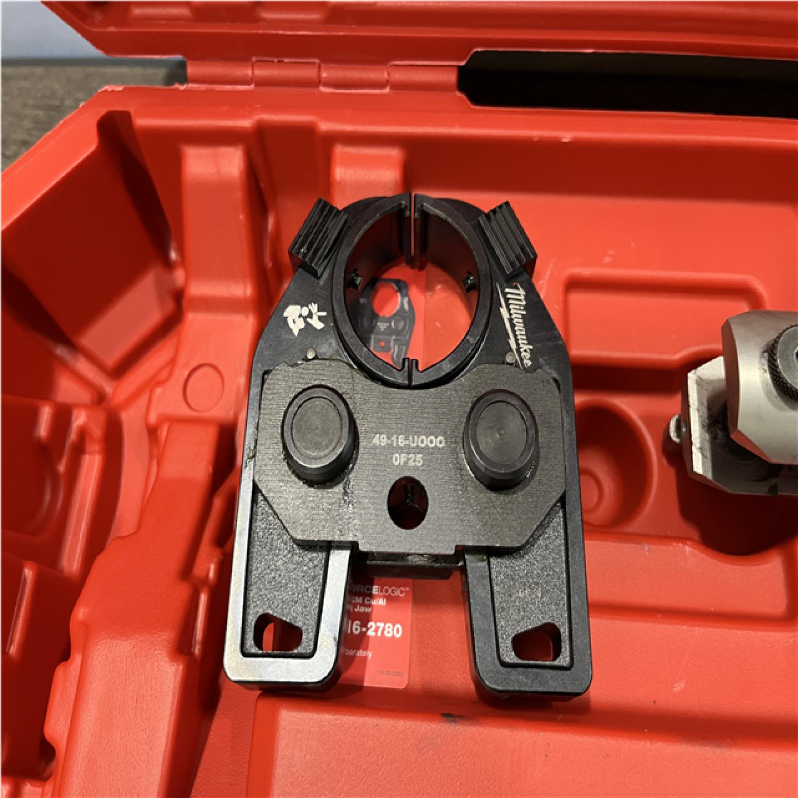 AS-IS Milwaukee 18V Lithium-Ion Cordless FORCE LOGIC 600 MCM Crimper with #8-600 MCM Cu Dies