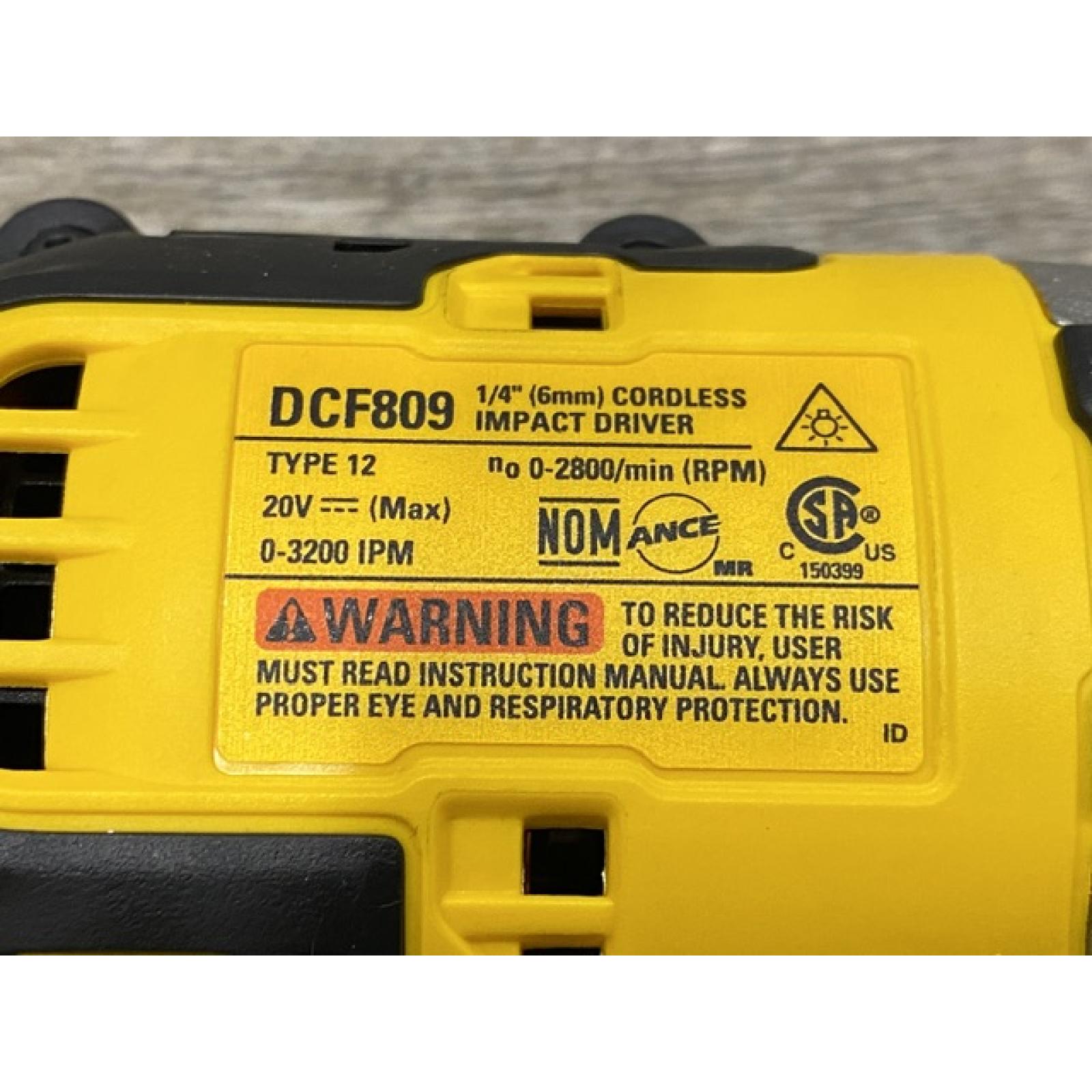 AS-IS DEWALT Atomic 20V Max Lithium-Ion Brushless Cordless Compact 1/4 in. Impact Driver Kit