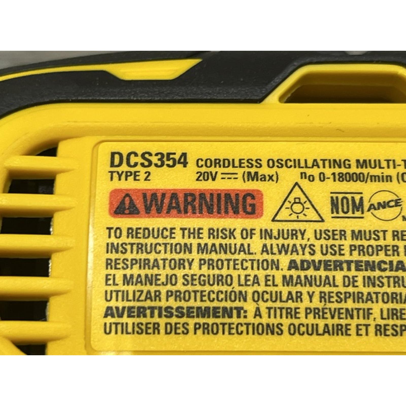 AS-IS DEWALT ATOMIC 20V MAX Cordless Brushless Oscillating Multi Tool Kit