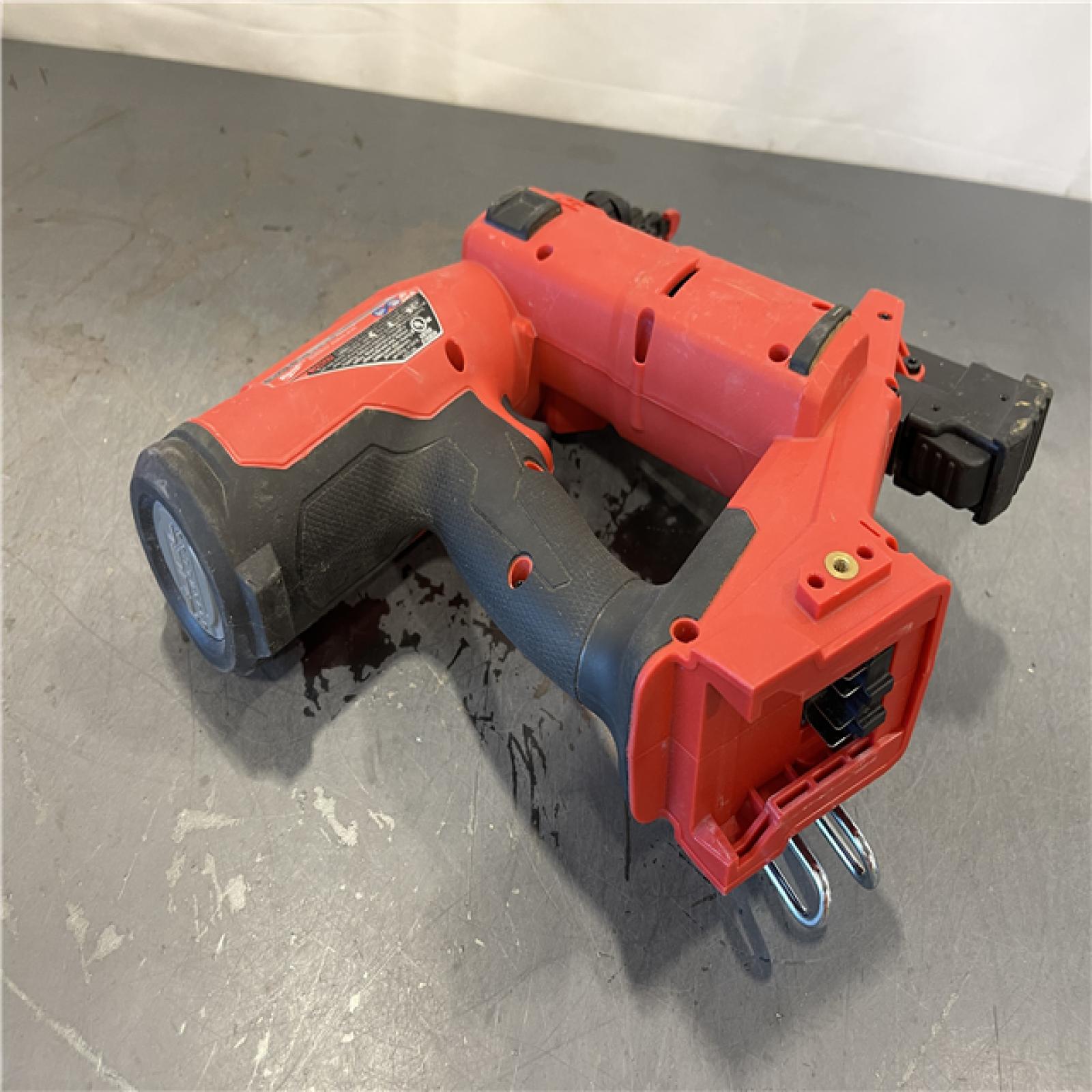 AS-IS - Milwaukee M18 Fuel 18V Brushless 18-Gauge Brad Nailer