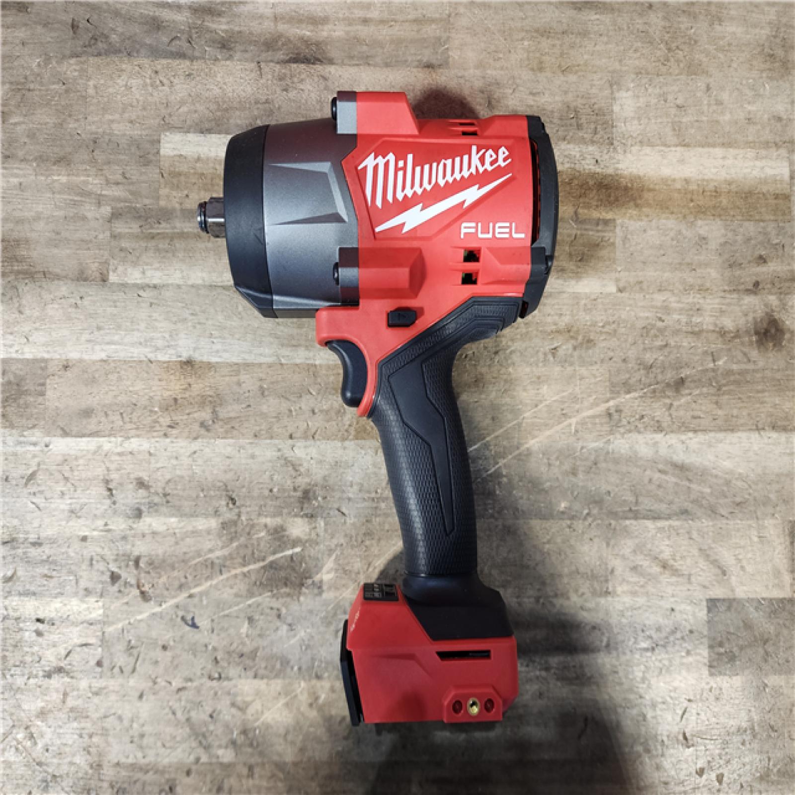HOUSTON LOCATION - AS-IS (APPEARS LIKE NEW) Milwaukee M18 FUEL 18V Lithium-Ion Brushless Cordless 1/2 in. Impact Wrench with Friction Ring (Tool-Only)