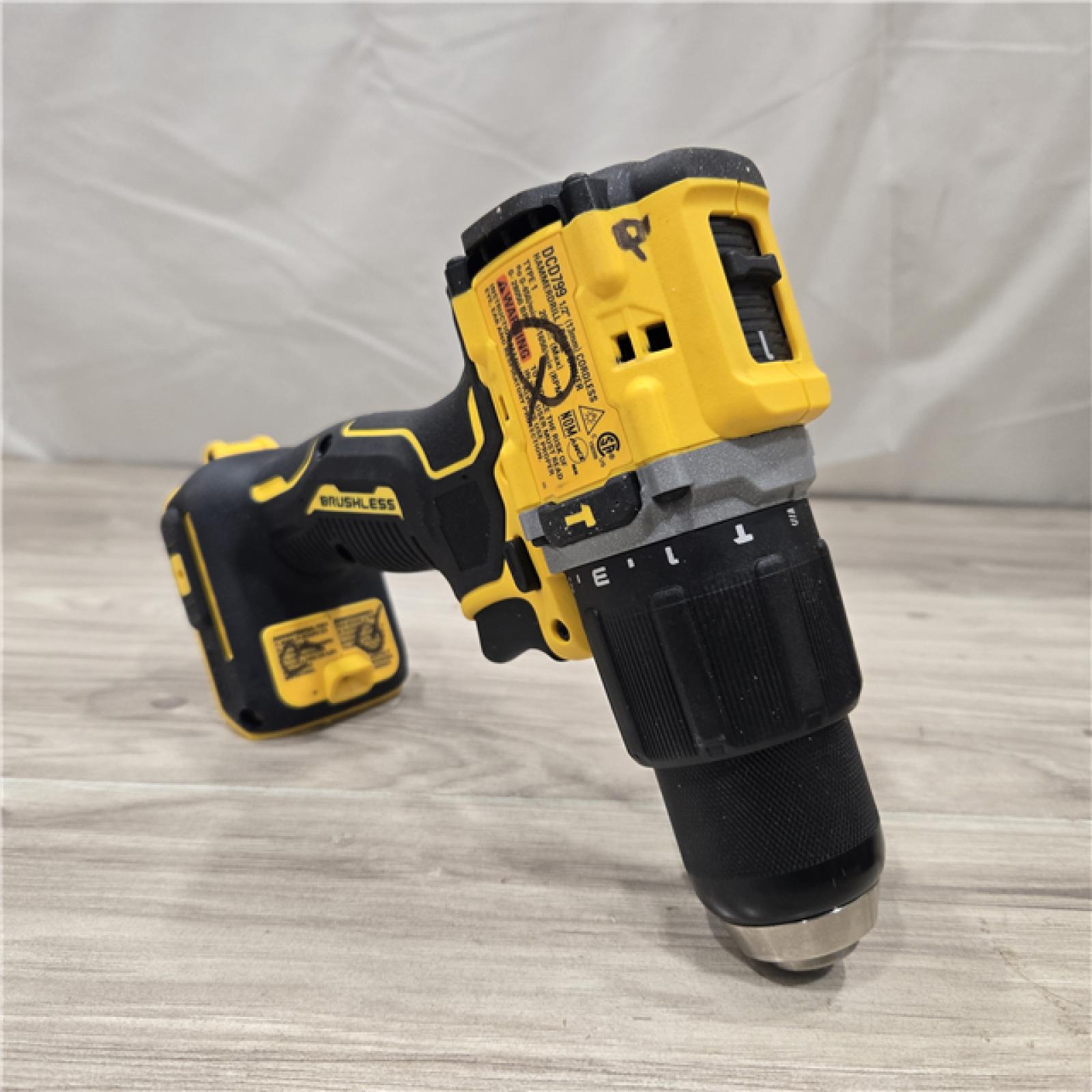 AS-IS DeWalt 20V MAX Atomic Cordless 2 Tool Compact Hammer Drill and Impact Driver Kit