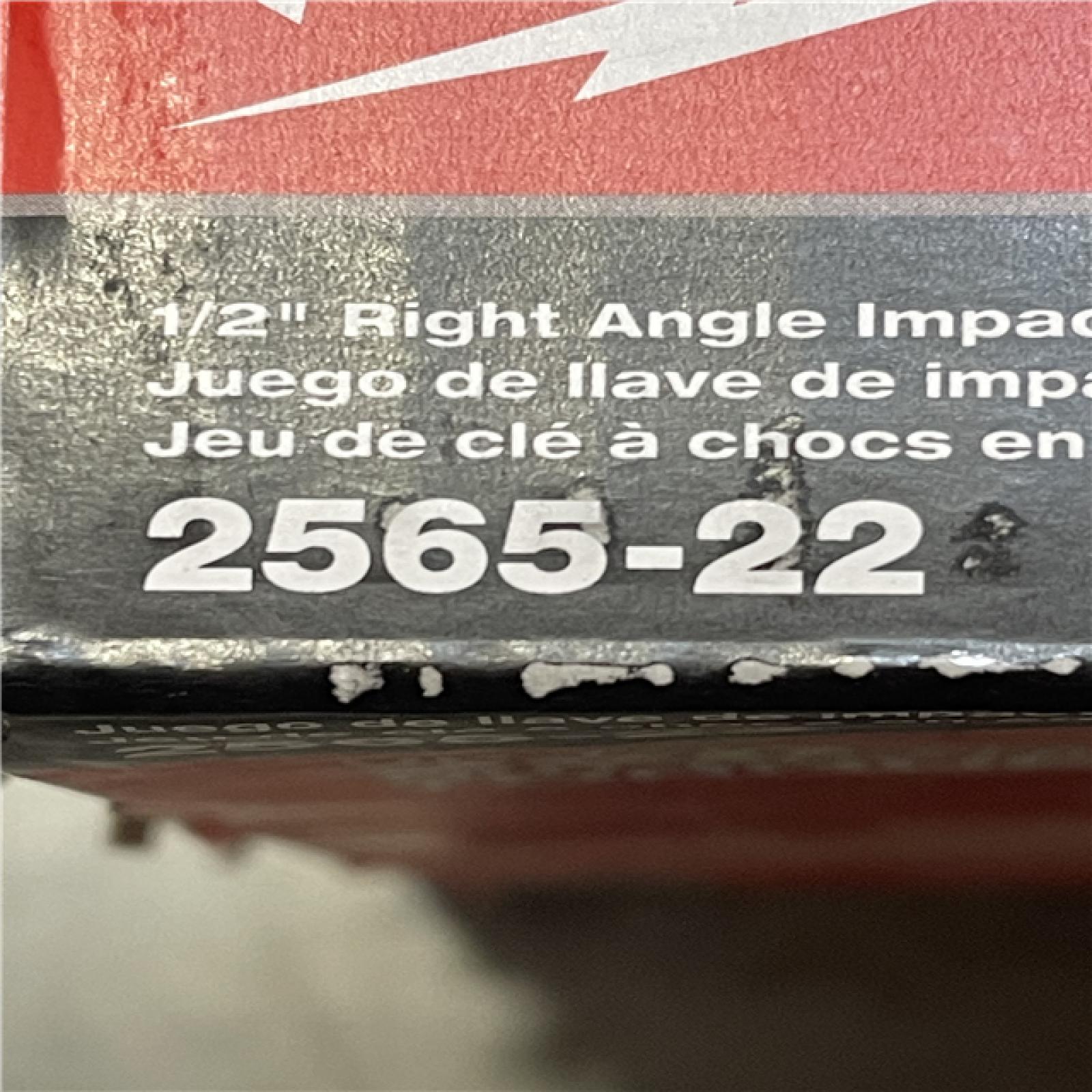 DALLAS LOCATION- NEW!- Milwaukee M12 FUEL 12V Cordless 1/2 in. Right Angle Impact Wrench Kit