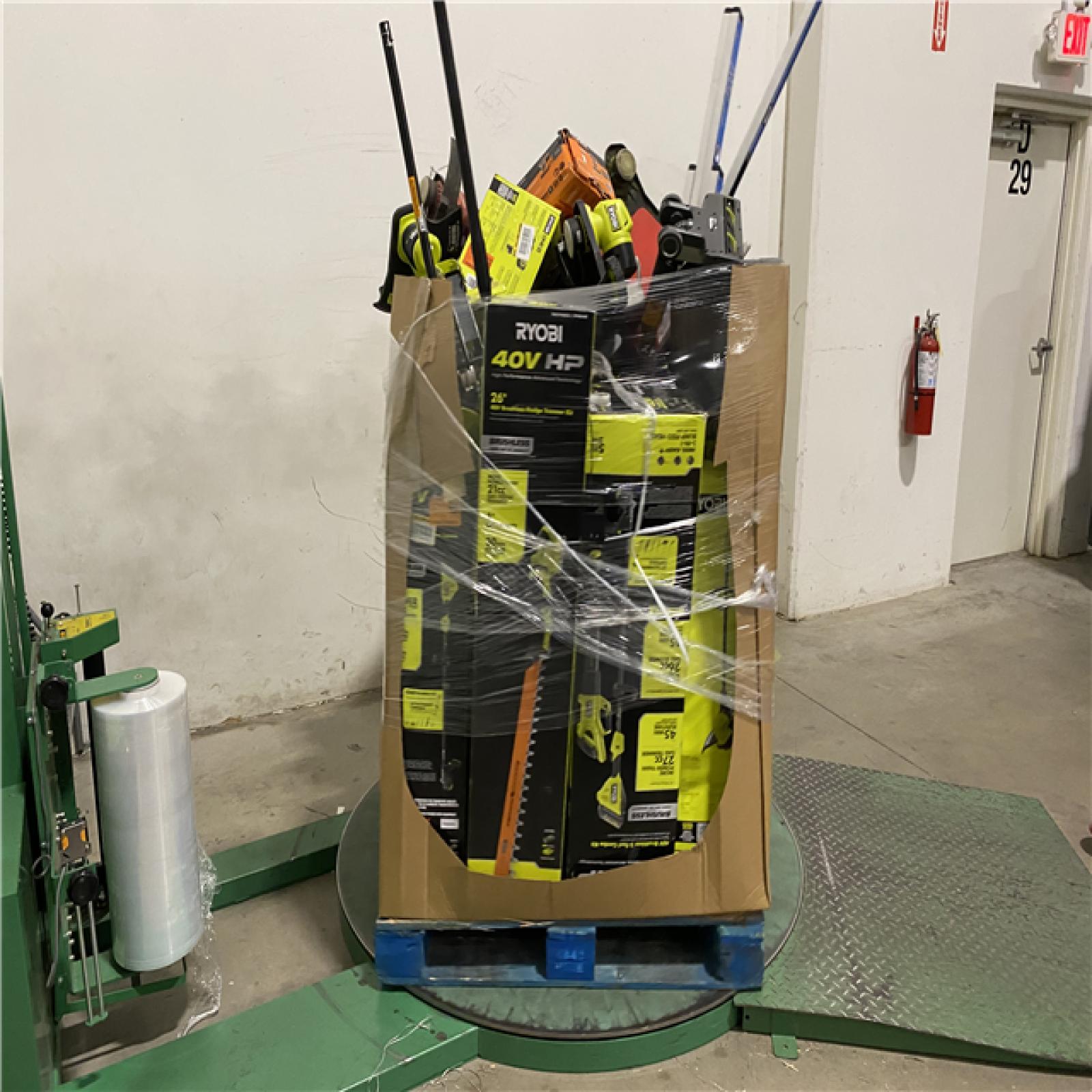Dallas Location - As-Is Tool Pallet