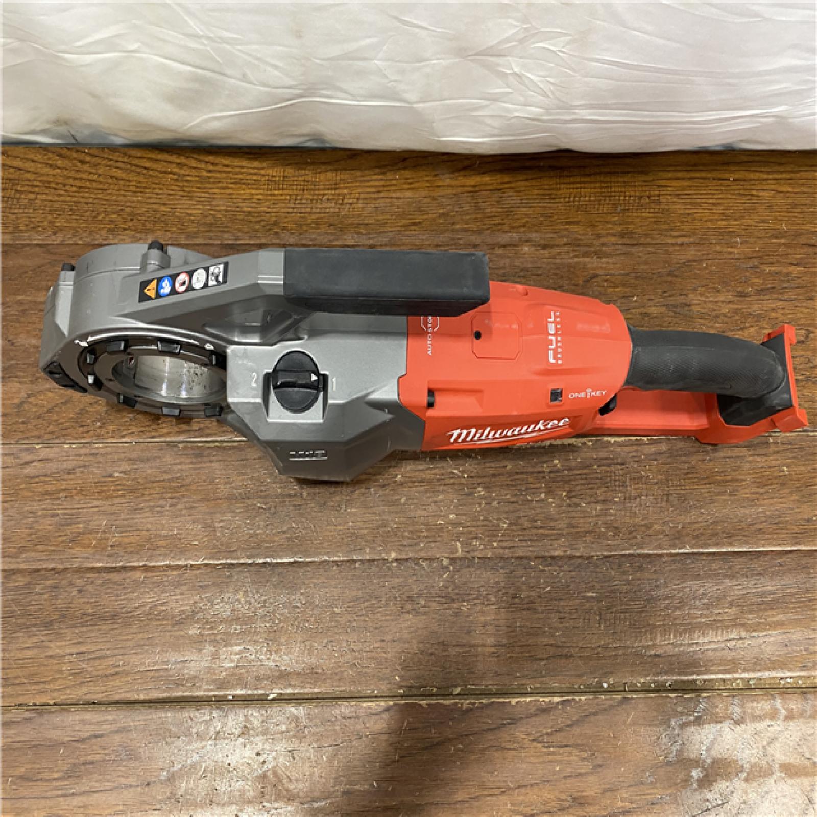 AS-IS Milwaukee Tool Power Pipe Threaders; Type: Cordless Pipe Threader ; Maximum Pipe Capacity: 2in ; Voltage: 18; 18V ; Voltage: 18V ; Spindle Speed: 41