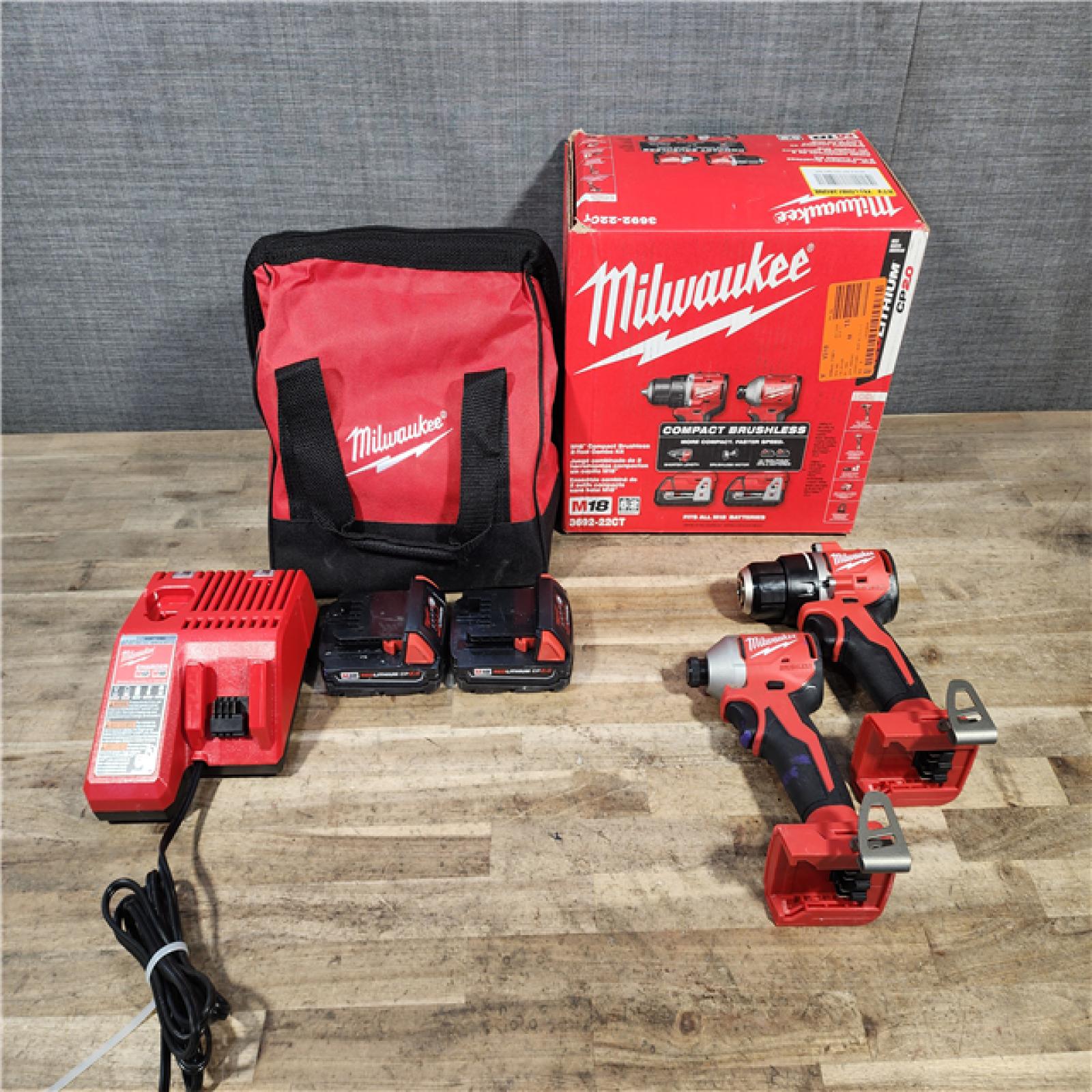 HOUSTON LOCATION - AS-IS Milwaukee 18V Lithium-Ion Brushless Cordless Compact Drill/Impact Combo Kit