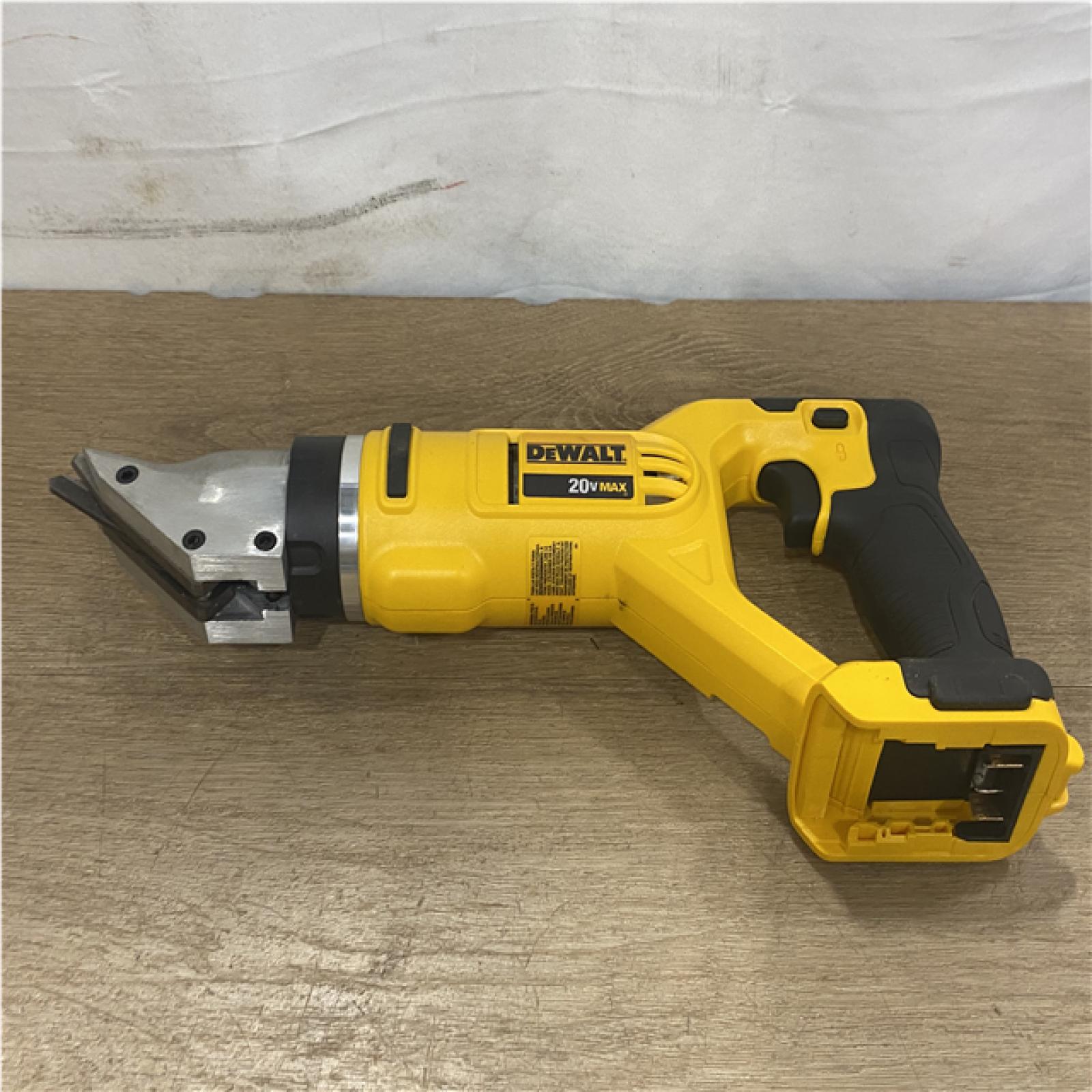 AS-IS DEWALT 20V MAX Cordless 18-Gauge Swivel Head Shears (Tool Only)