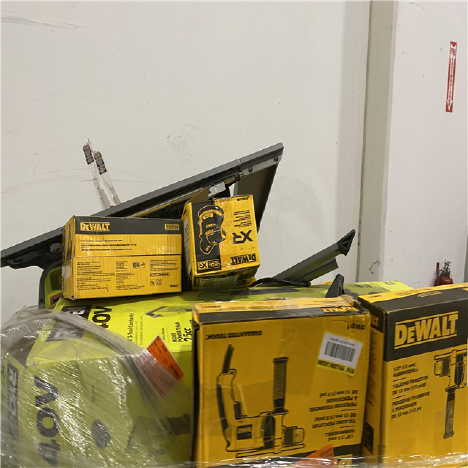 Dallas Location - As-Is Tool Pallet