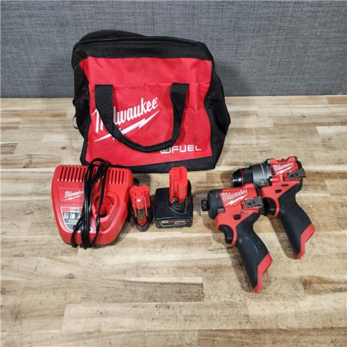 HOUSTON LOCATION - AS - IS Milwaukee 2 Tool Combo Kit W/ (2) Battery & Charger