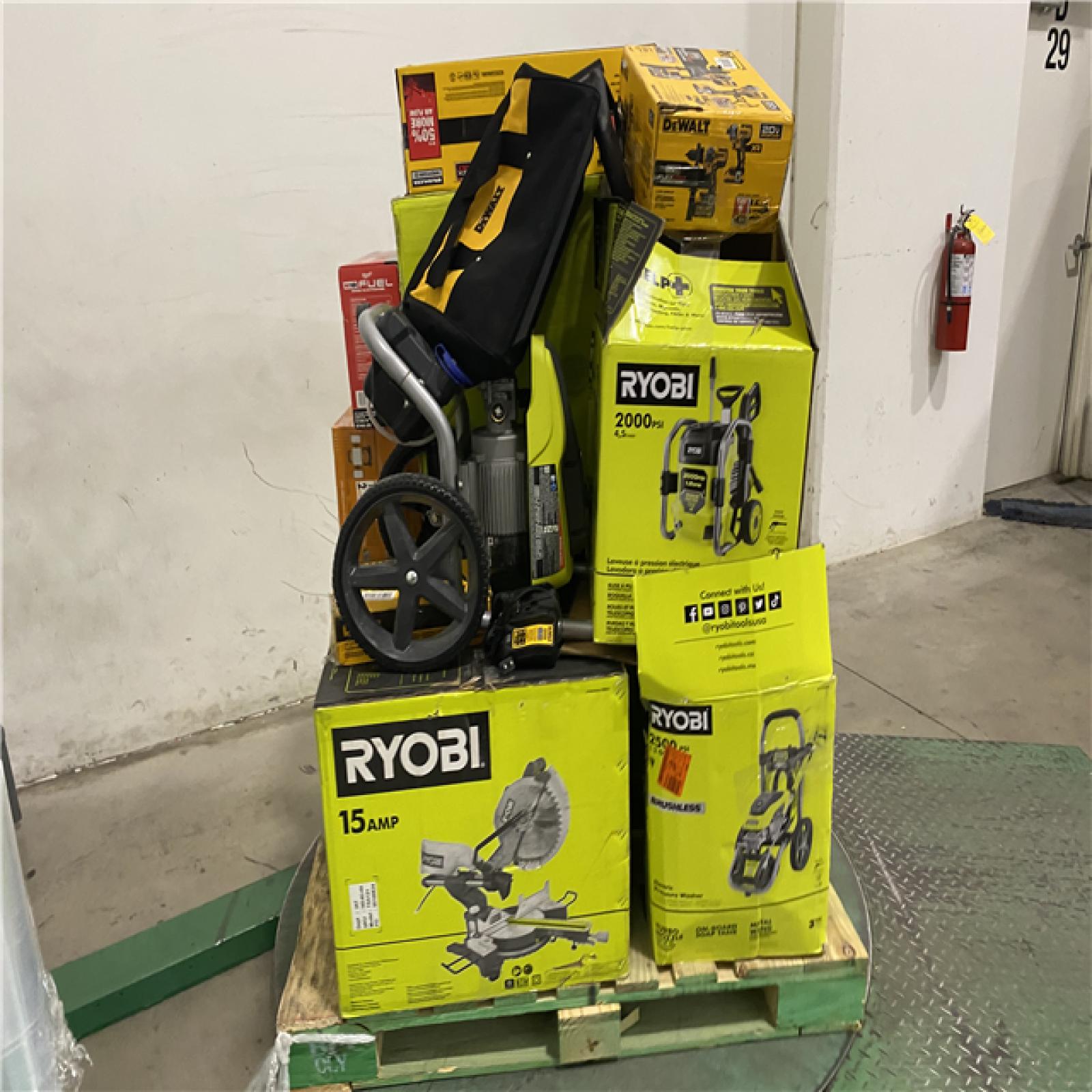 Dallas Location - As-Is Tool Pallet