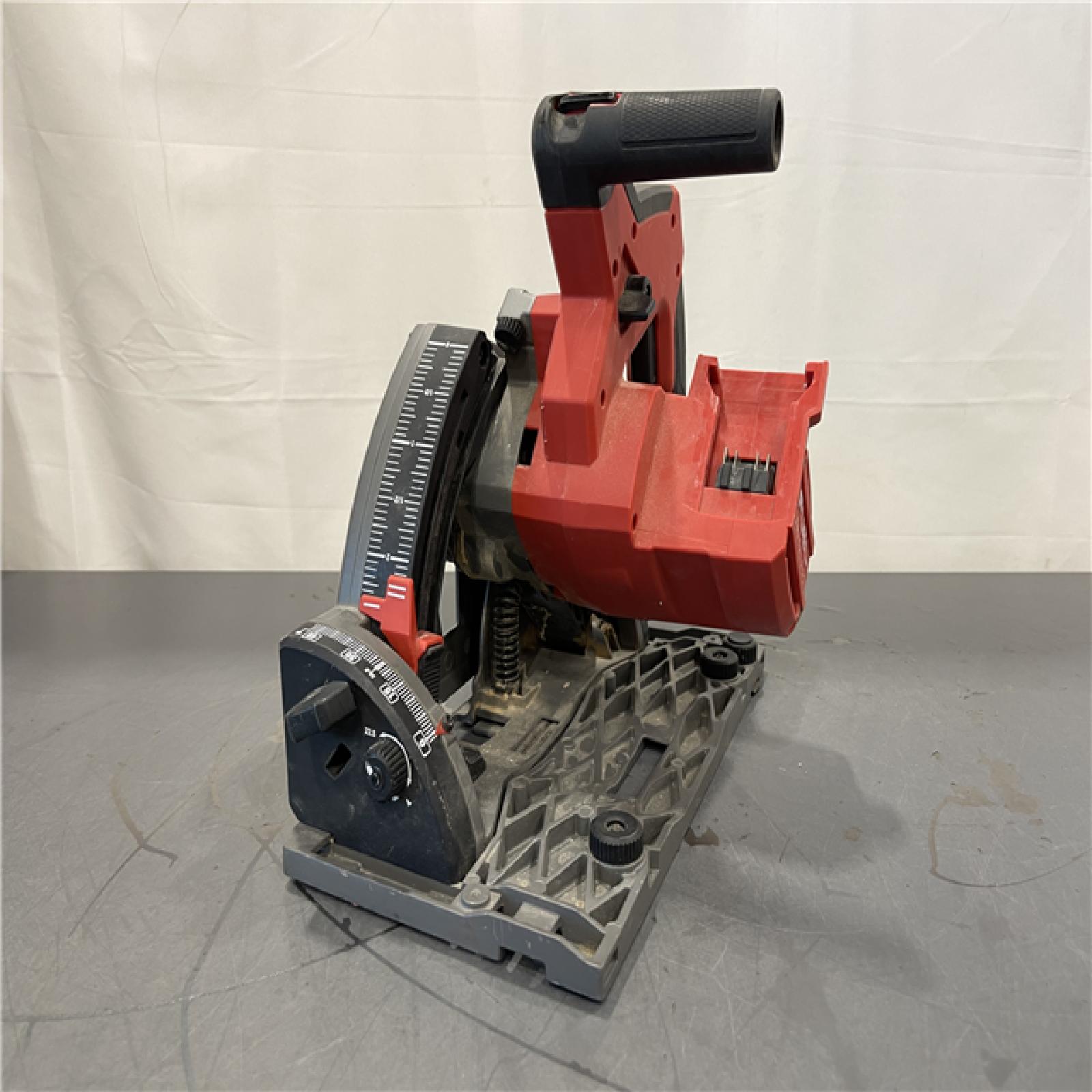 AS-IS - Milwaukee M18 FUEL 18V Lithium-Ion Cordless Brushless 6-1/2 in. Plunge Cut Track Saw