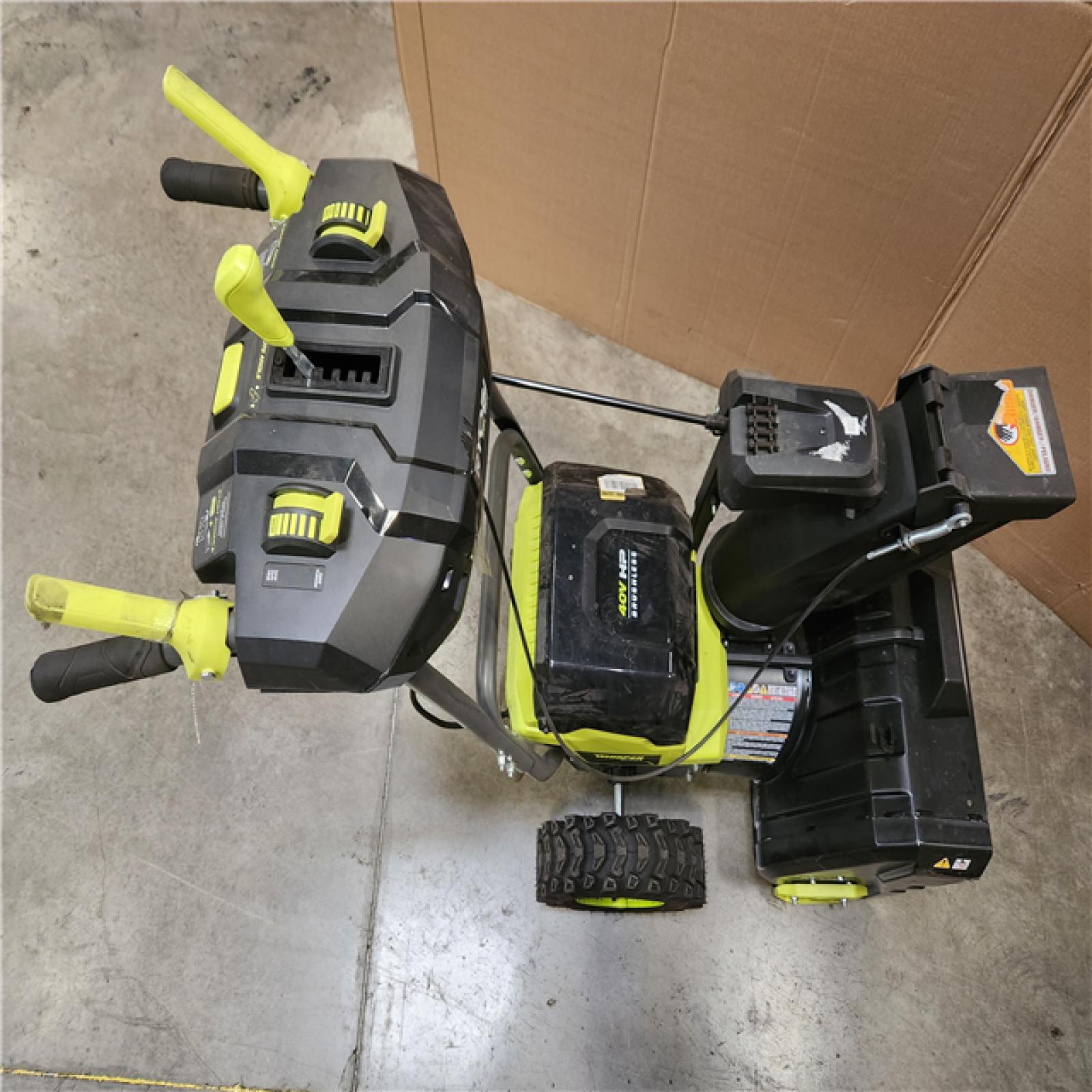 Phoenix RYOBI 40V HP Brushless Whisper Series 22 2-Stage Cordless Electric Self-Propelled Snow Blower (TOOL ONLY) (NO BATTERIES)