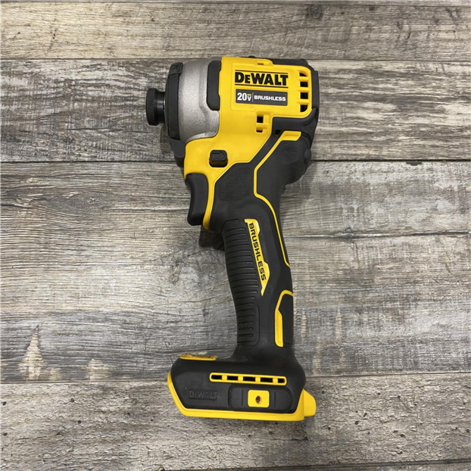 AS-IS DEWALT Atomic 20V Max Lithium-Ion Brushless Cordless Compact 1/4 in. Impact Driver Kit
