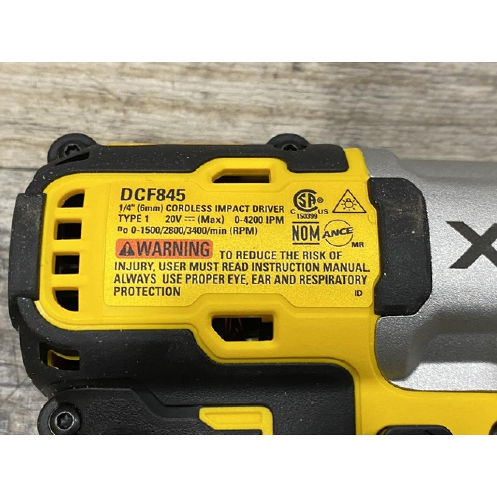 AS-IS DEWALT 20-Volt Maximum XR Lithium-Ion Cordless Brushless 1/4 in. 3-Speed Impact Driver Kit