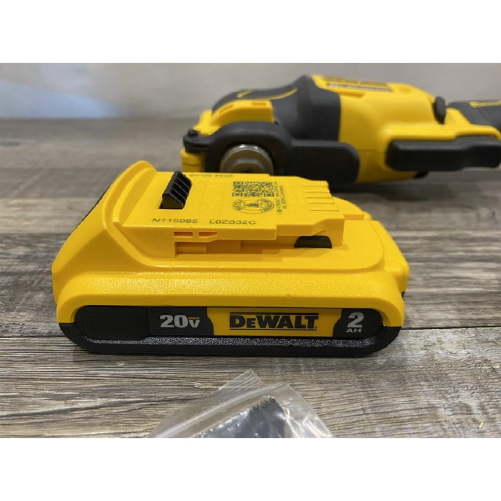AS-IS DEWALT ATOMIC 20V MAX Cordless Brushless Oscillating Multi Tool Kit