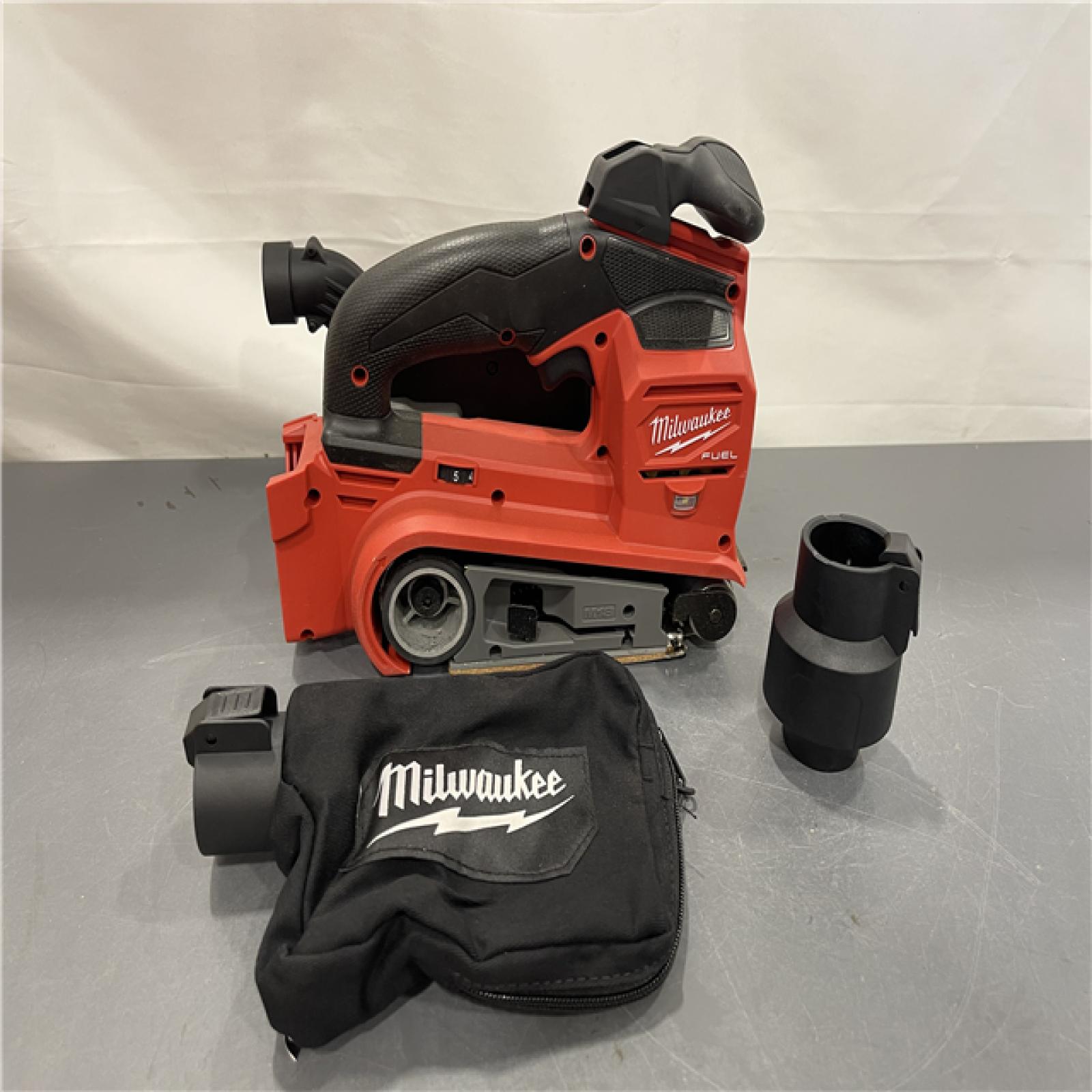 AS-IS - M18 FUEL 18-Volt Lithium-Ion Cordless Belt Sander (Tool-Only)