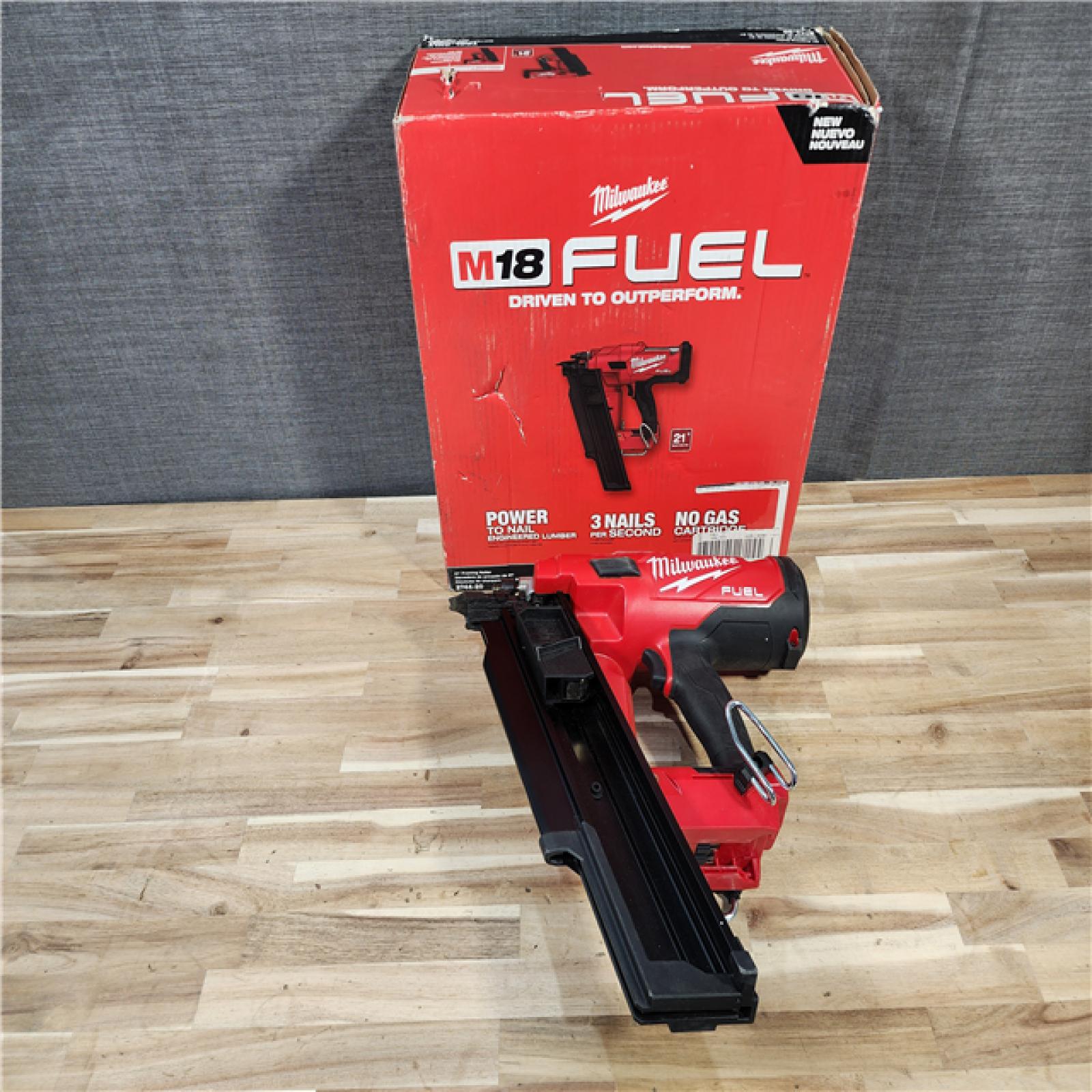 HOUSTON LOCATION - AS-IS (APPEARS LIKE NEW) Milwaukee 2744-20 M18 FUEL 3-1/2 in. 18V 21-Degree Lithium-Ion Brushless Cordless Framing Nailer (Tool-Only)