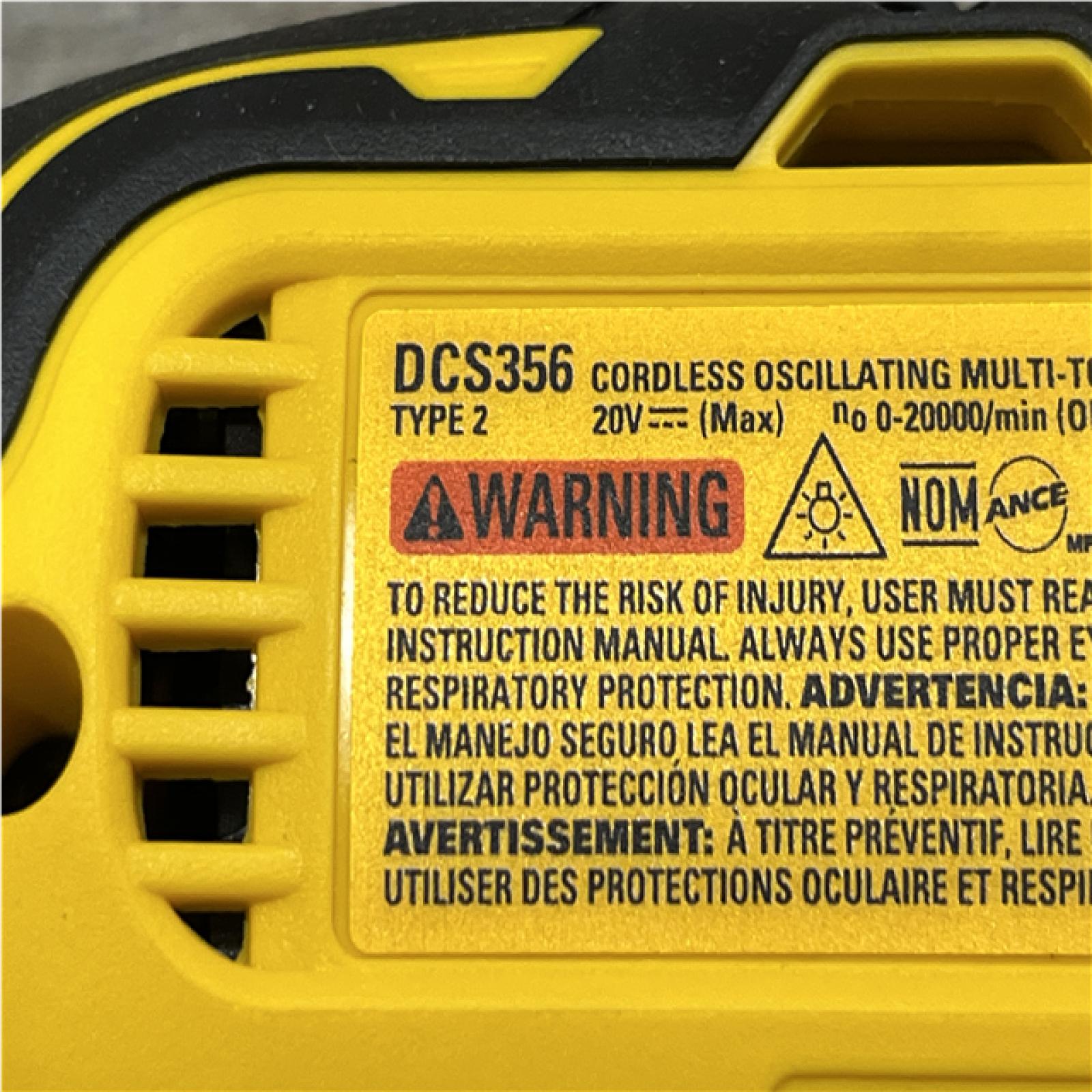 AS-IS DEWALT 20V MAX XR Cordless Brushless 3-Speed Oscillating Multi Tool Kit