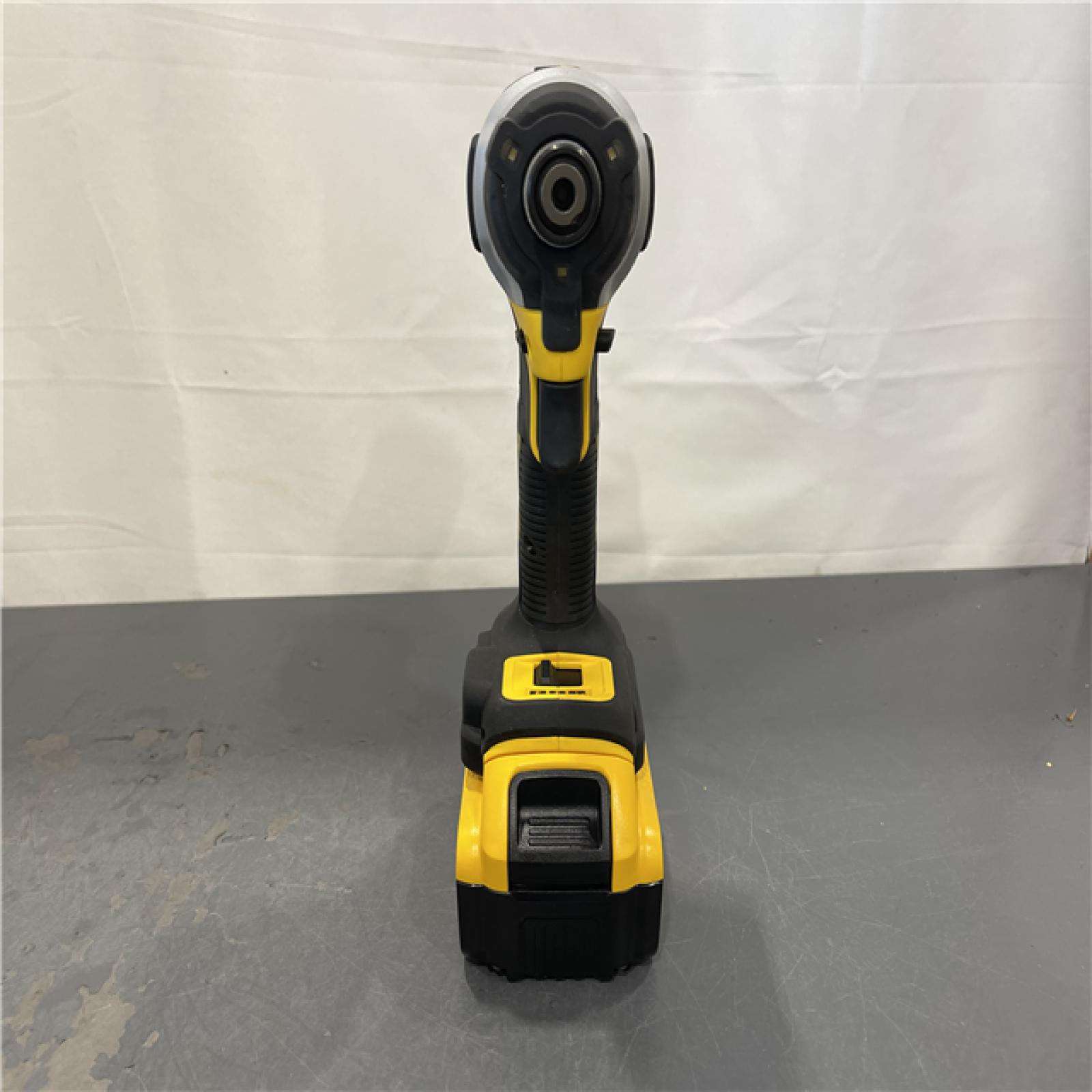 AS-IS - DeWalt ATOMIC 20V MAX Lithium-Ion Cordless 1/4 in. Brushless Impact Driver Kit