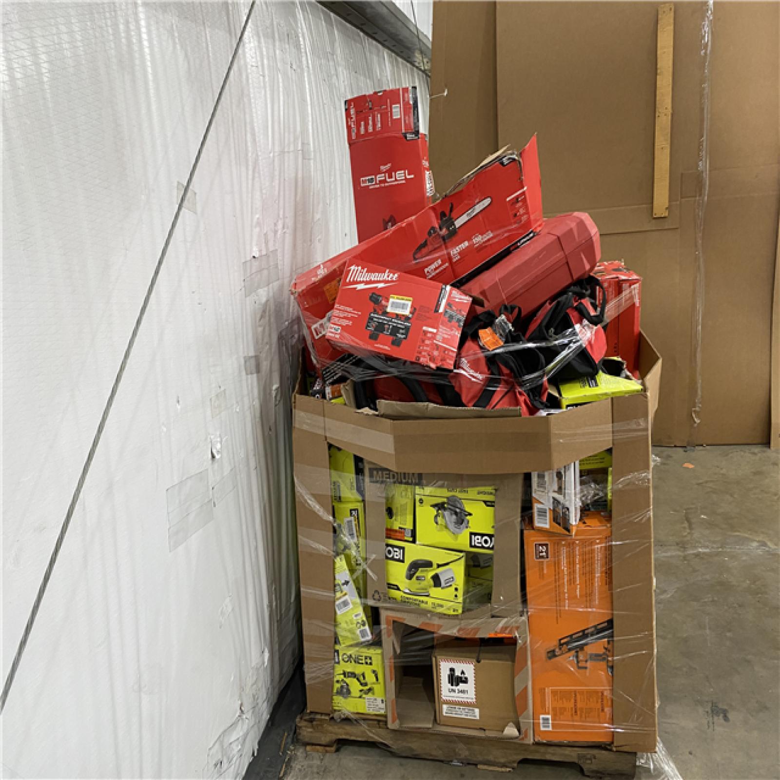 Houston Location AS IS - Tool Pallet