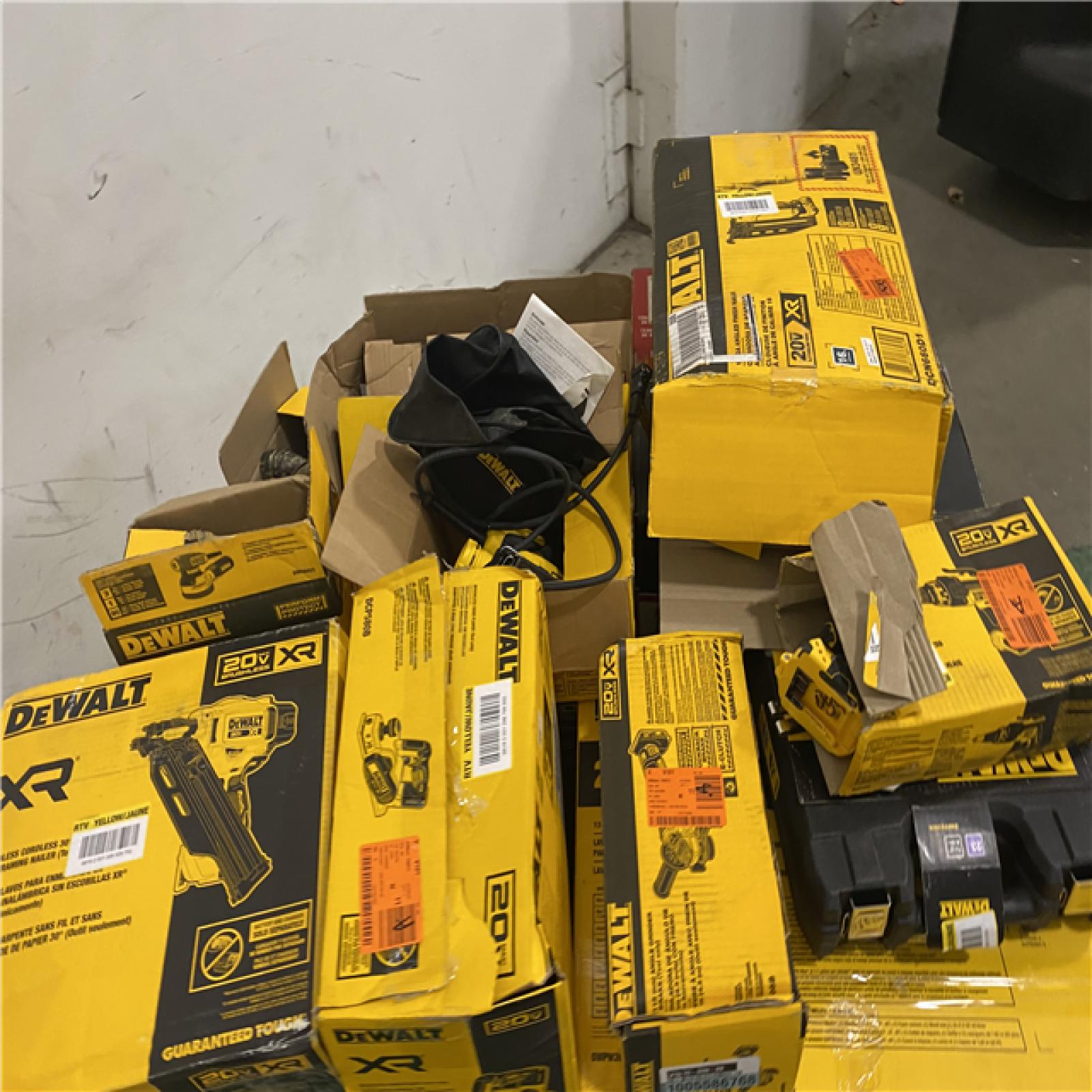 Dallas Location - As-Is DEWALT Tool Pallet