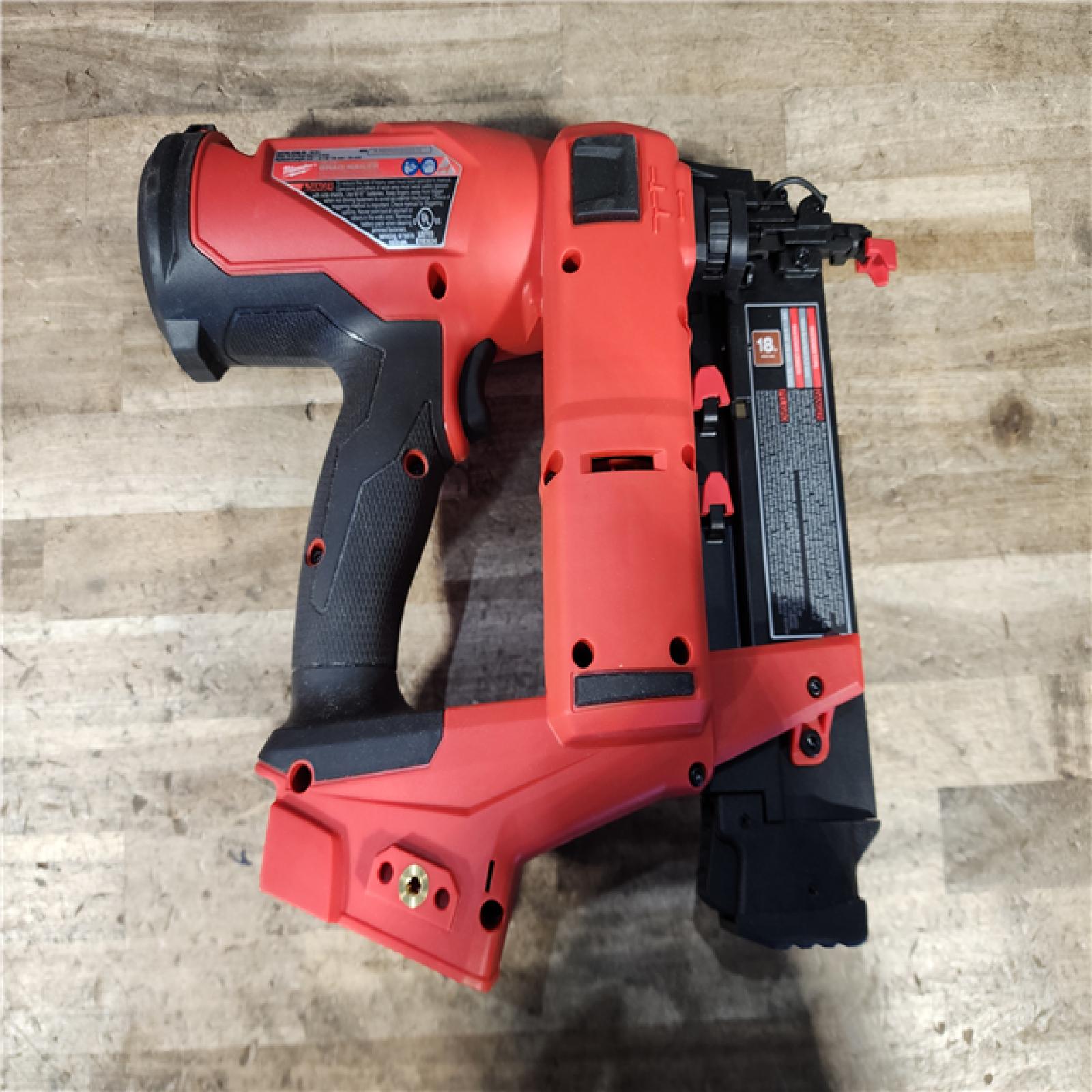 HOUSTON LOCATION - AS-IS Milwaukee M18 Fuel 18V Brushless 18-Gauge Brad Nailer 2746-20 (Bare Tool)