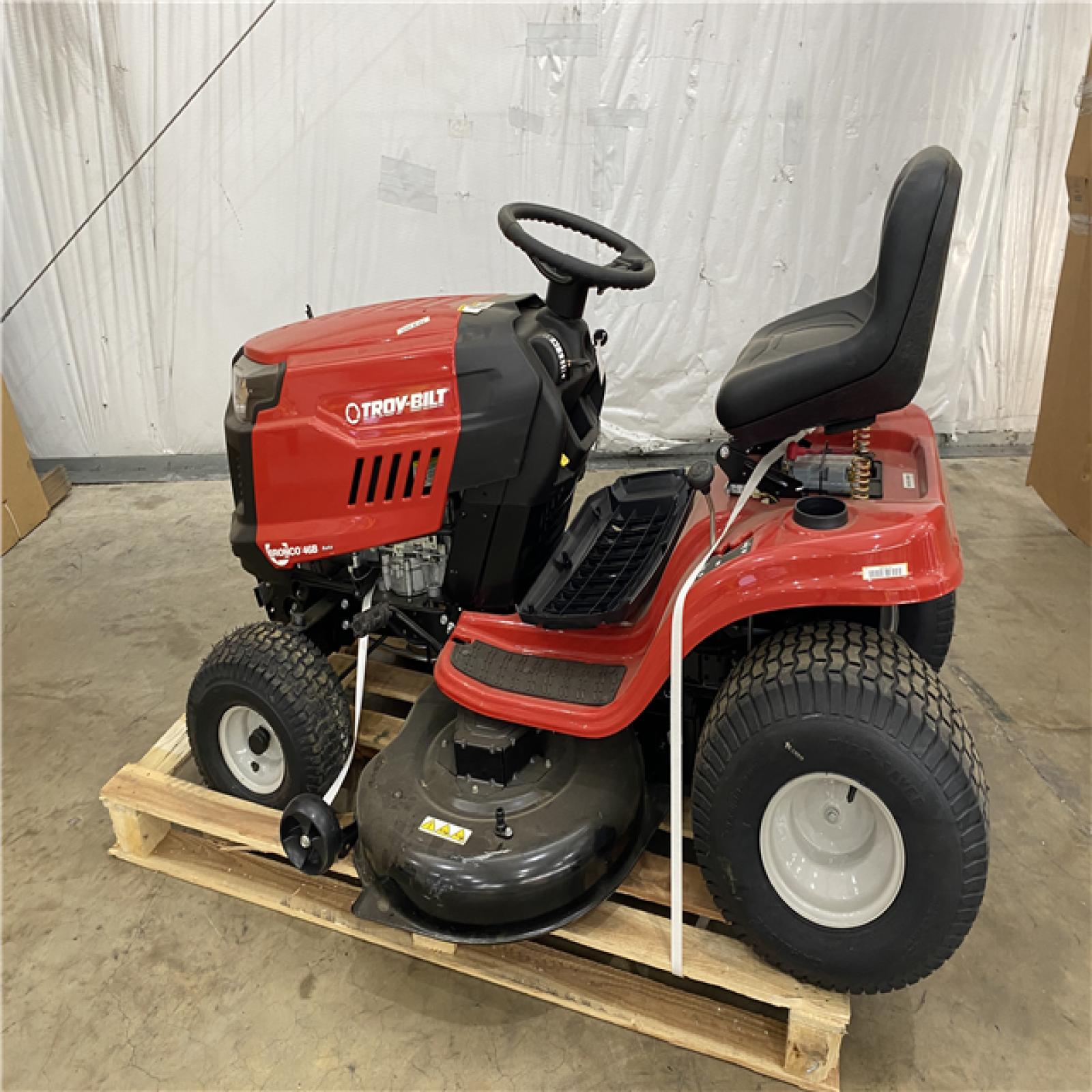 Houston Location AS IS - Troy Bilt Bronco 46B Riding Mower