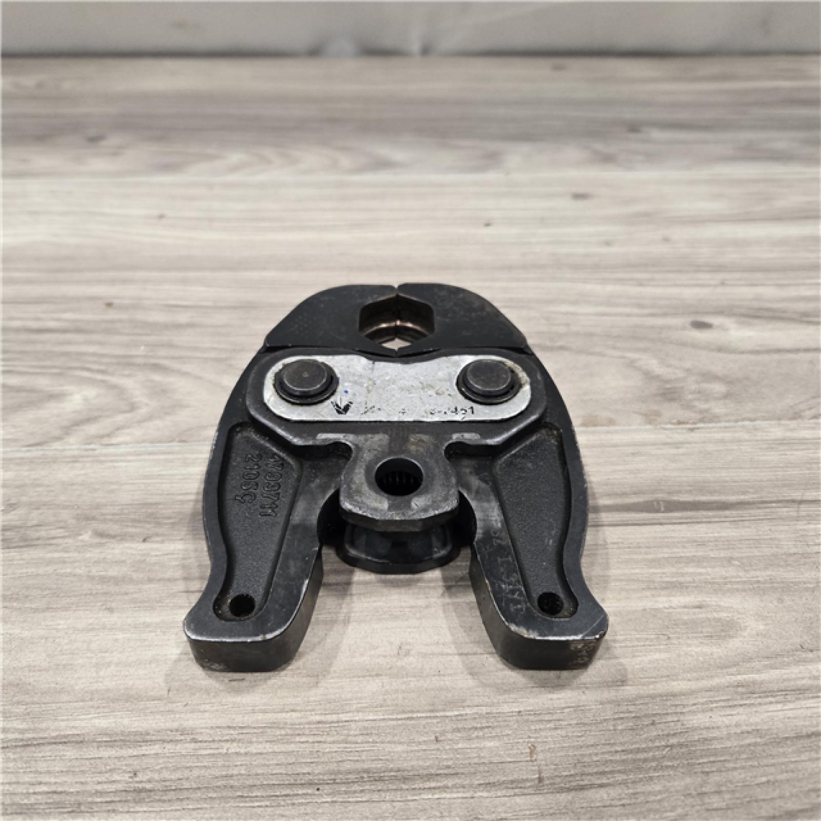 AS-IS Milwaukee 3/4 in. M12 Force Logic Press Tool Jaw