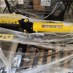 Dallas Location - As-Is Champion Power Equipment 37 Ton 338cc Gas Powered Log Splitter