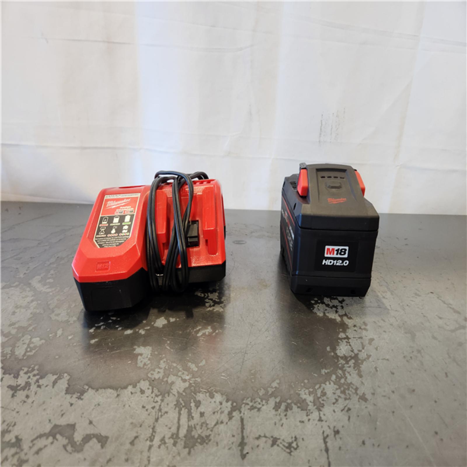 AS-IS- Milwaukee 18-Volt Lithium-Ion REDLITHIUM FORGE Starter Kit