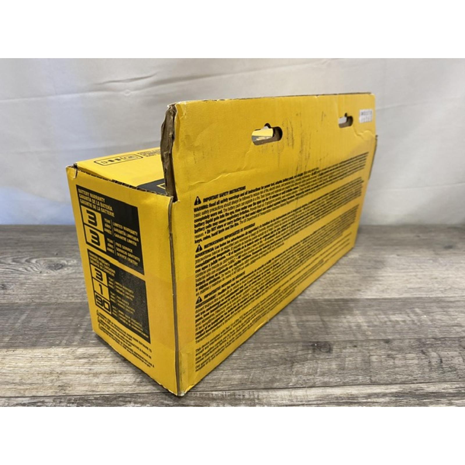 NEW - DEWALT 20V MAX Lithium-Ion Battery Kit with 5.0Ah and 2.0Ah Battery and Charger
