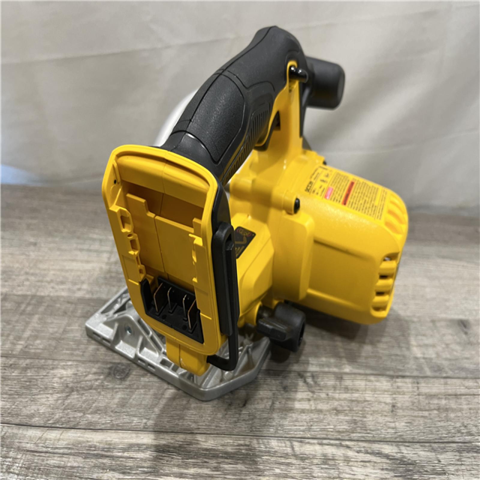 AS-IS DEWALT 20-Volt MAX Lithium-Ion Cordless 6-1/2 in. Circular Saw (Tool-Only)