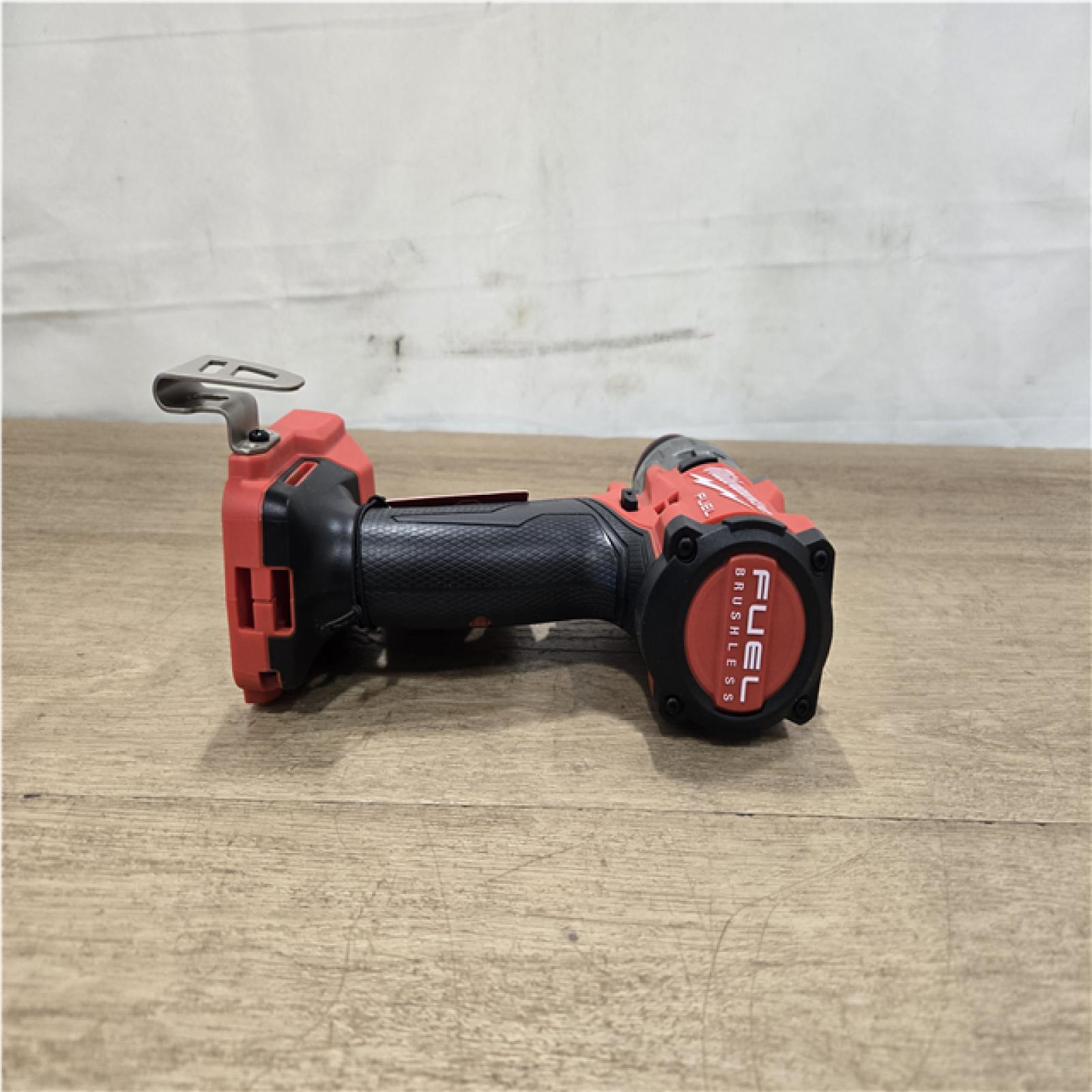 AS-IS Milwaukee FUEL 18V Lithium-Ion Brushless Cordless 1/2 in. Hammer Drill Driver Kit
