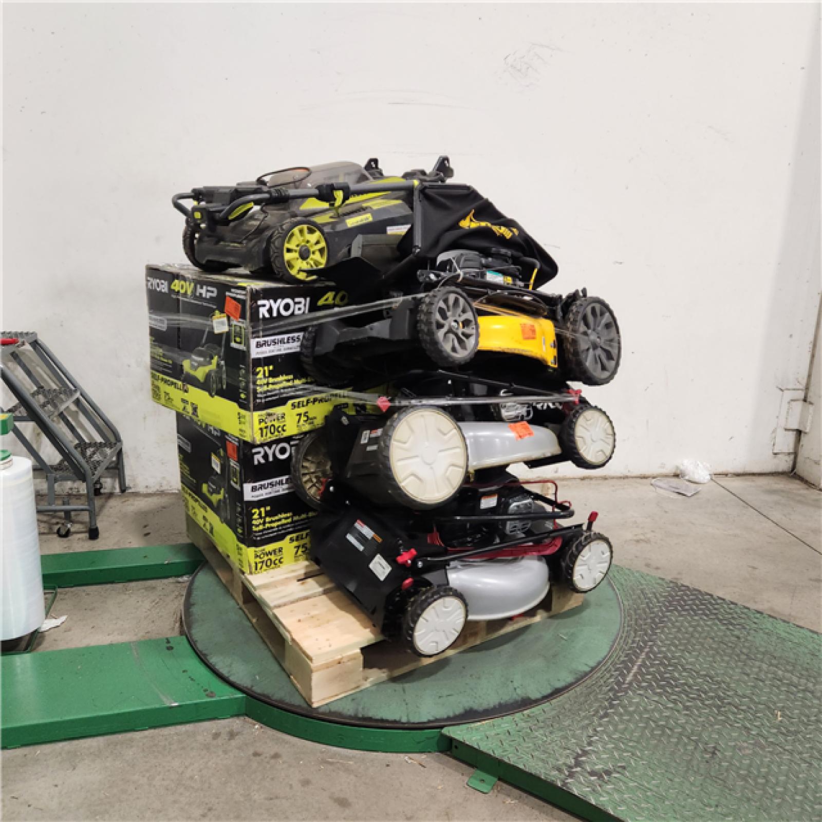 Dallas Location - As-Is Lawn Mower Pallet