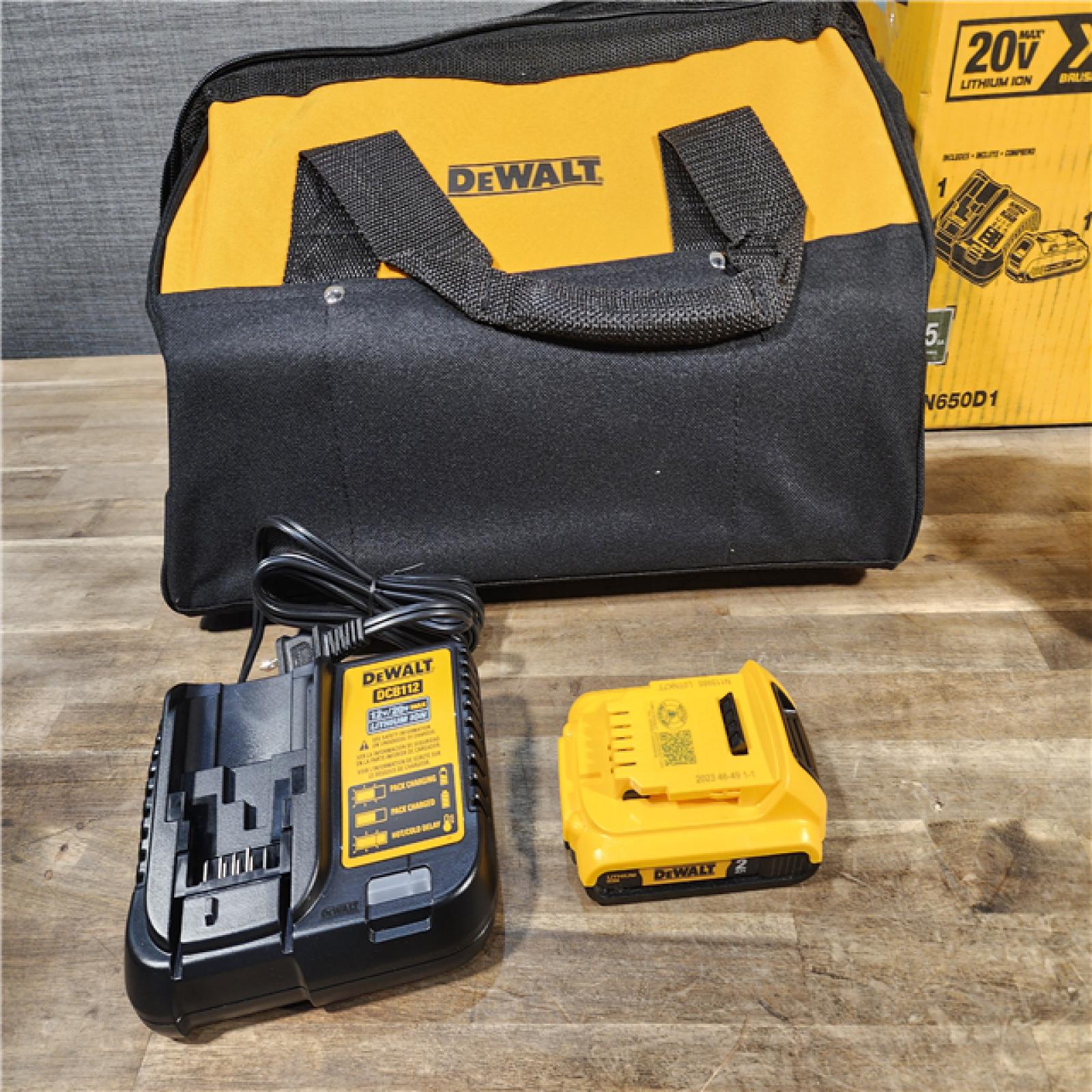 HOUSTON LOCATION - AS-IS DEWALT 20V MAX XR 15 Ga. Cordless 34 Deg Nailer 20 V