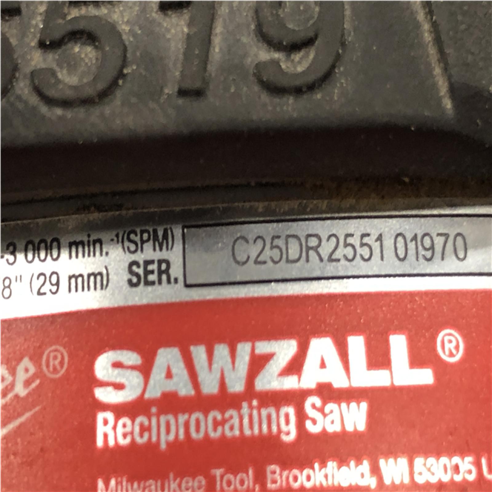 AS-IS Milwaukee 12 Amp SAWZALL Reciprocating Saw with Case