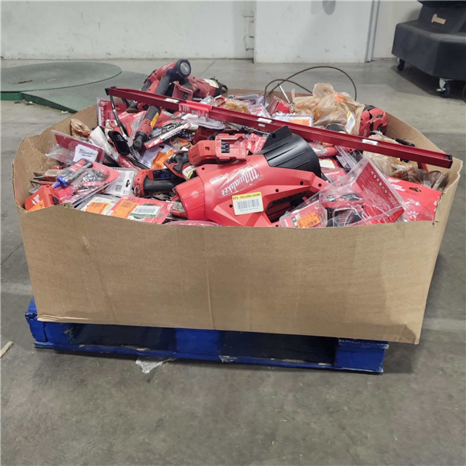 Dallas Location - As-Is MILWAUKEE Tool Pallet