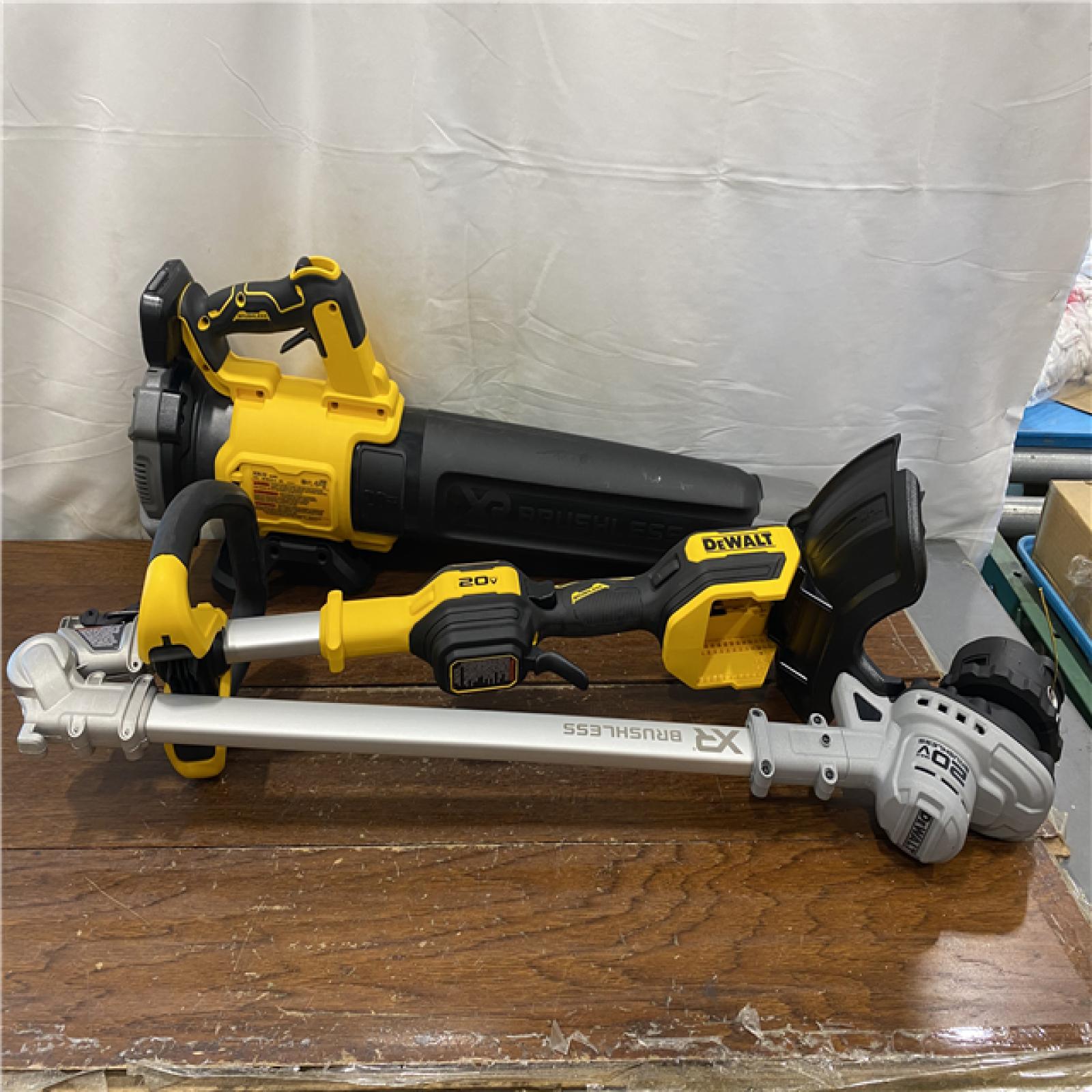 AS-IS 20V MAX Cordless Battery Powered String Trimmer & Blower Combo Kit with (1) 4 Ah Battery & Charger
