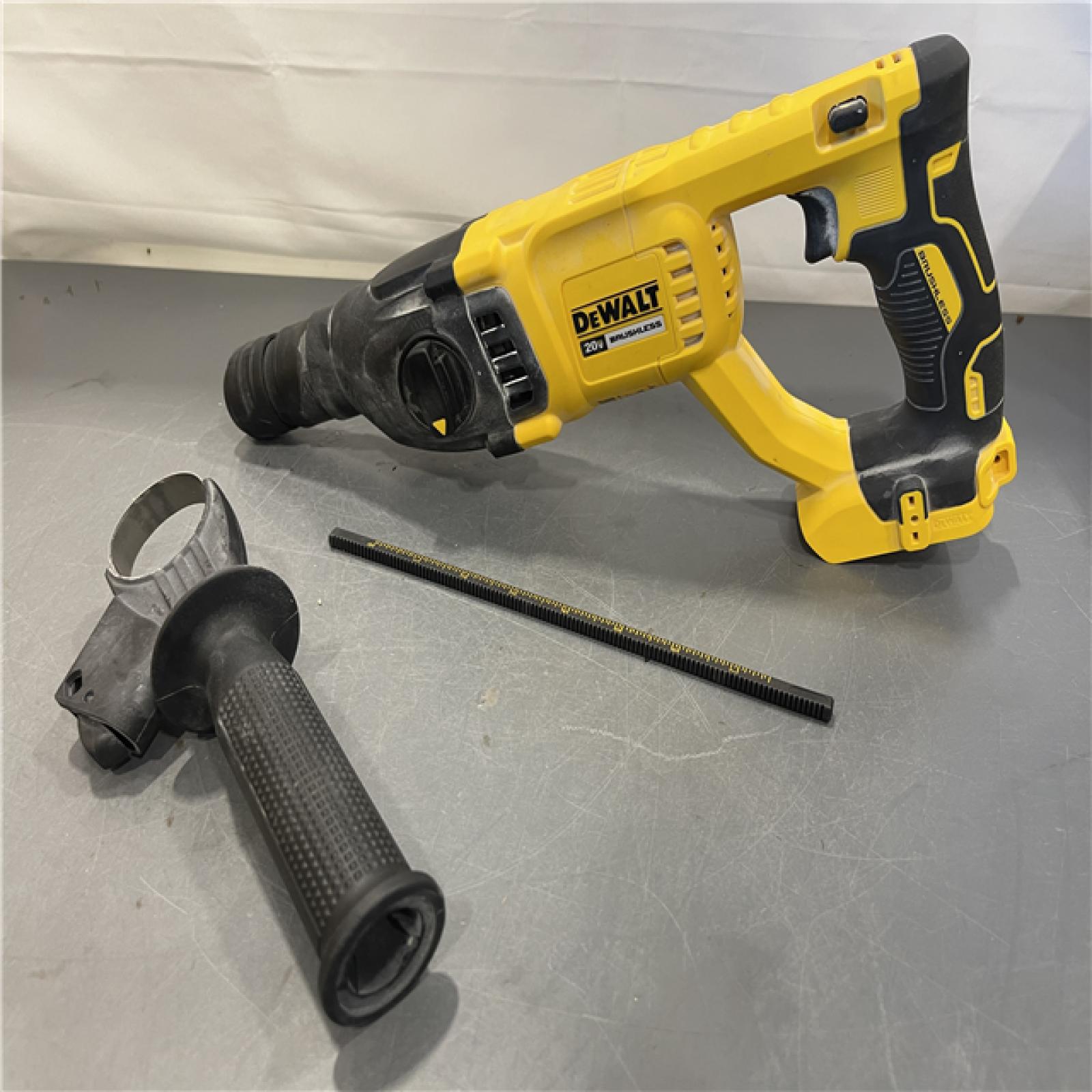 AS-IS - DEWALT 20V MAX Cordless Brushless 1 in. SDS Plus D-Handle Concrete and Masonry Rotary Hammer