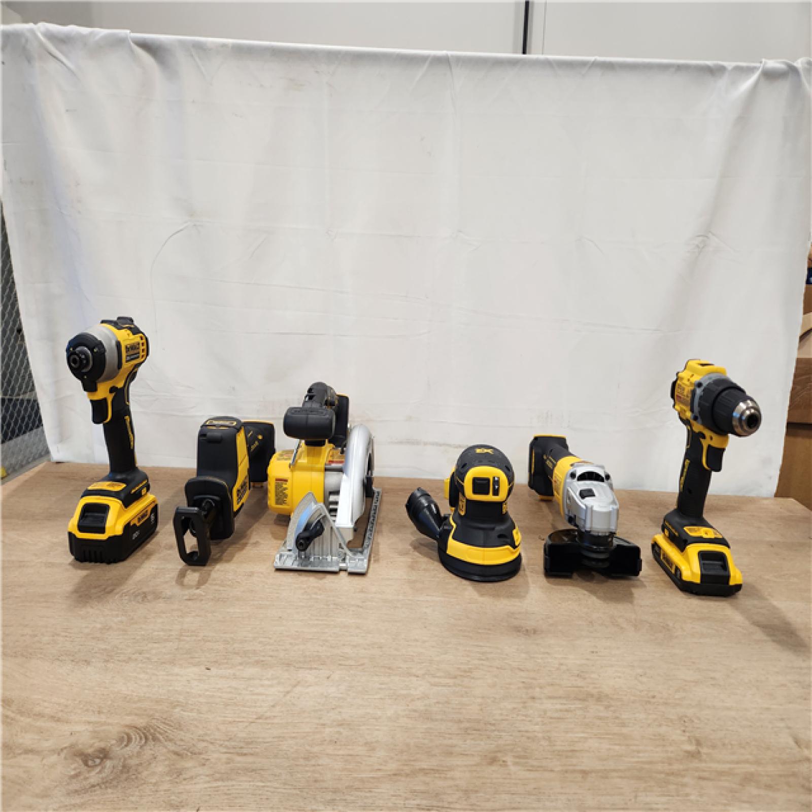 AS-IS- DEWALT 20V Lithium-Ion Cordless 6-Tool Combo Kit with 5.0 Ah and 2.0 Ah Batteries  Charger and Tough System 2.0 Rolling Toolbox