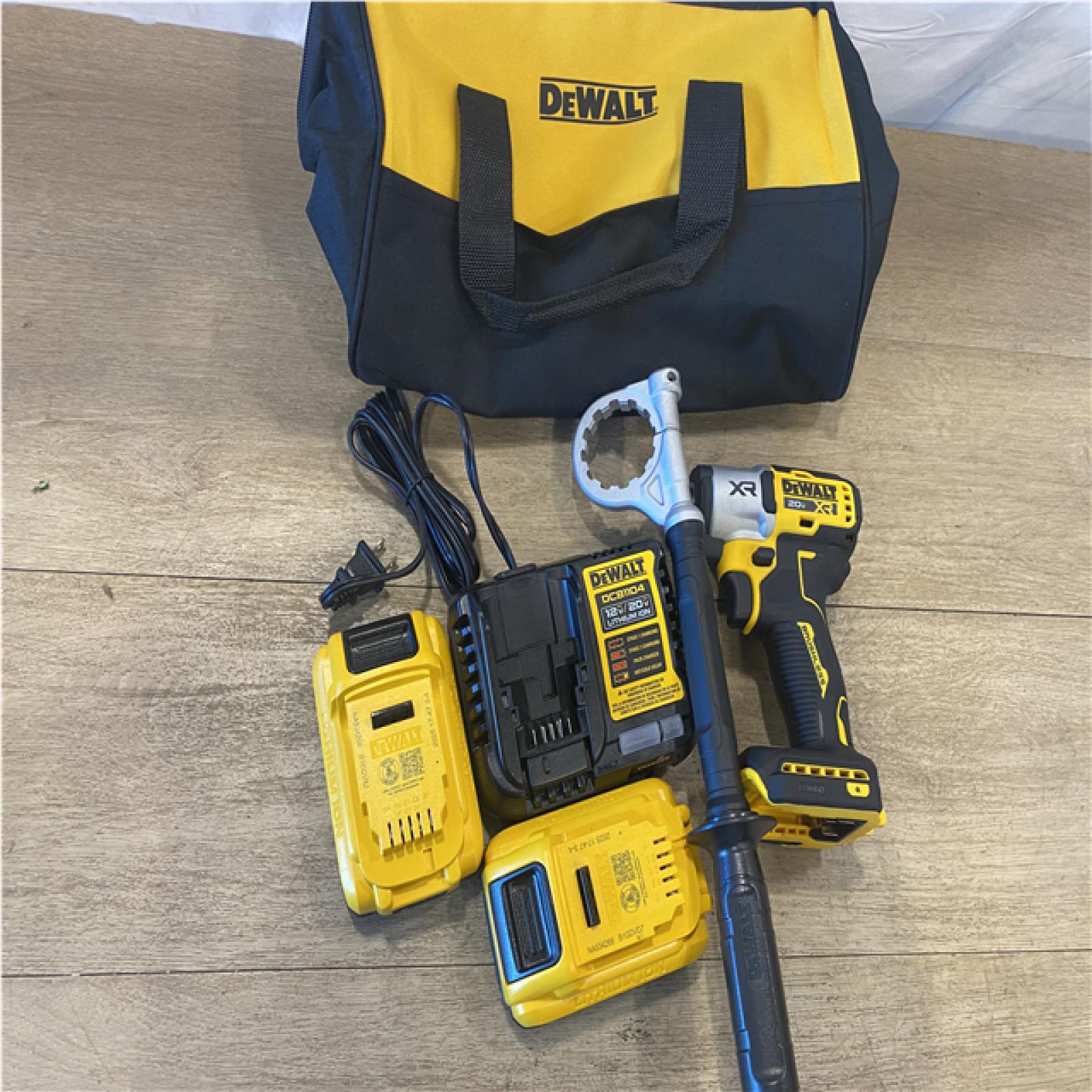 as-is DEWALT 20V XR Lithium-Ion Cordless Brushless 1/2 in. Drill/Driver Kit