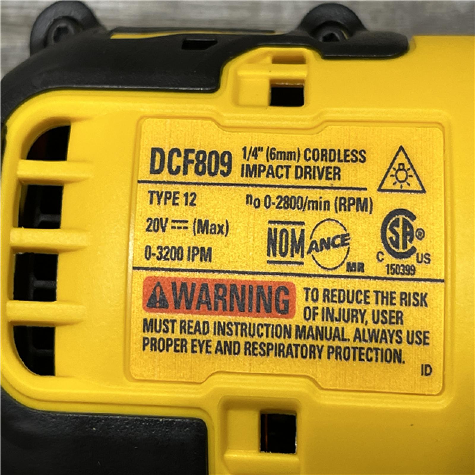 AS-IS DEWALT ATOMIC 20-Volt MAX Lithium-Ion Cordless Combo Kit
