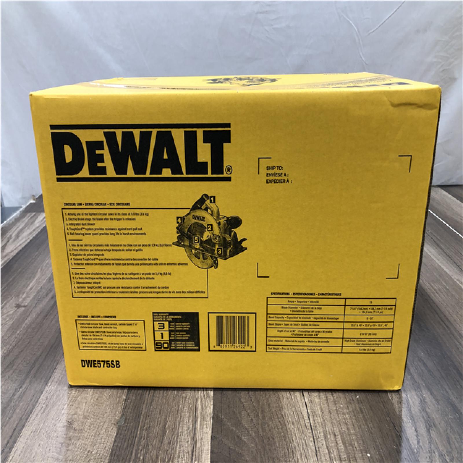 NEW - DEWALT 15 Amp 7-1/4 in. Lightweight Circular Saw with Electric Brake